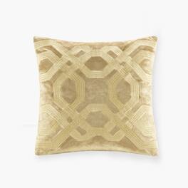 Gracie Mills - Gerard Japanese Braiding Square Decor Pillow - Gold