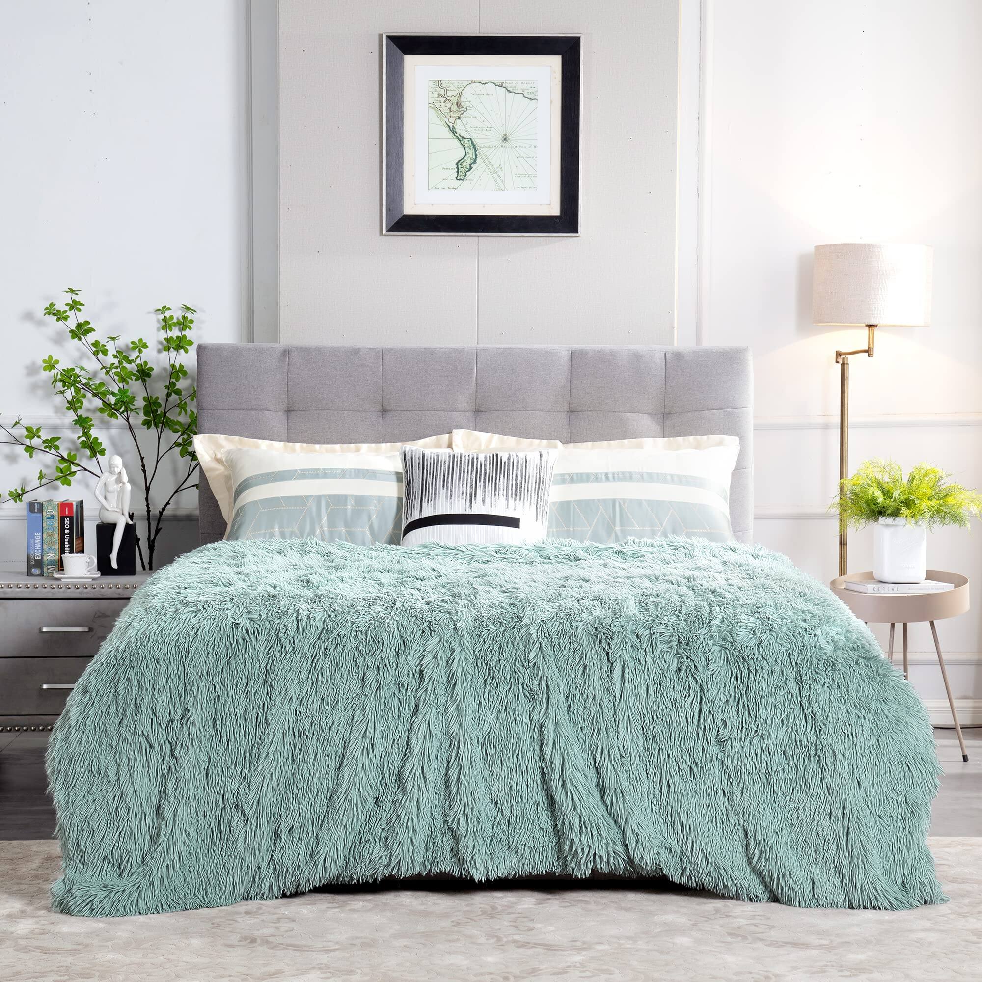 Aqua Full Size - 71" x 80"