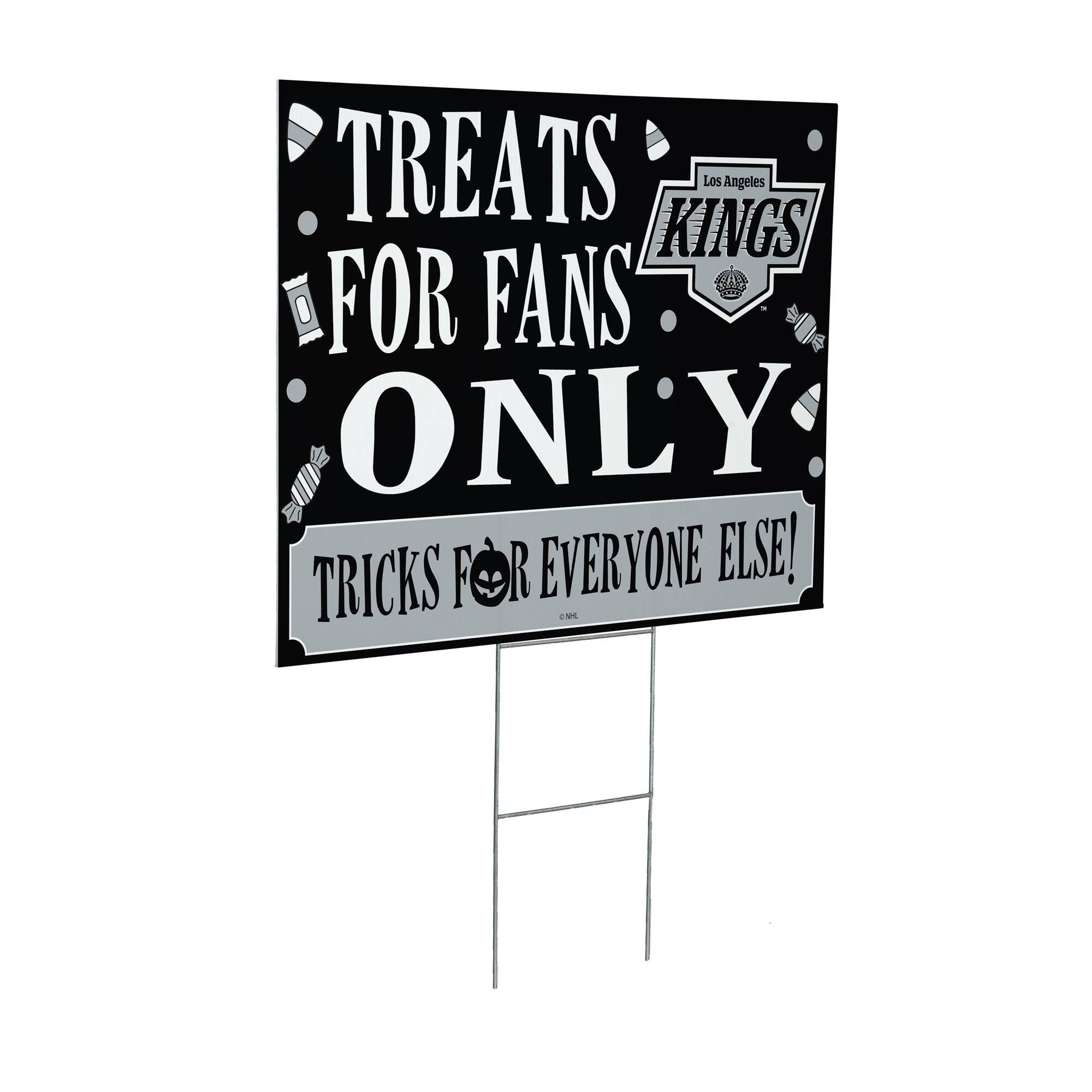 TREATS FOR FANS ONLY  
TRICKS FOR EVERYONE ELSE!  
Los Angeles KINGS