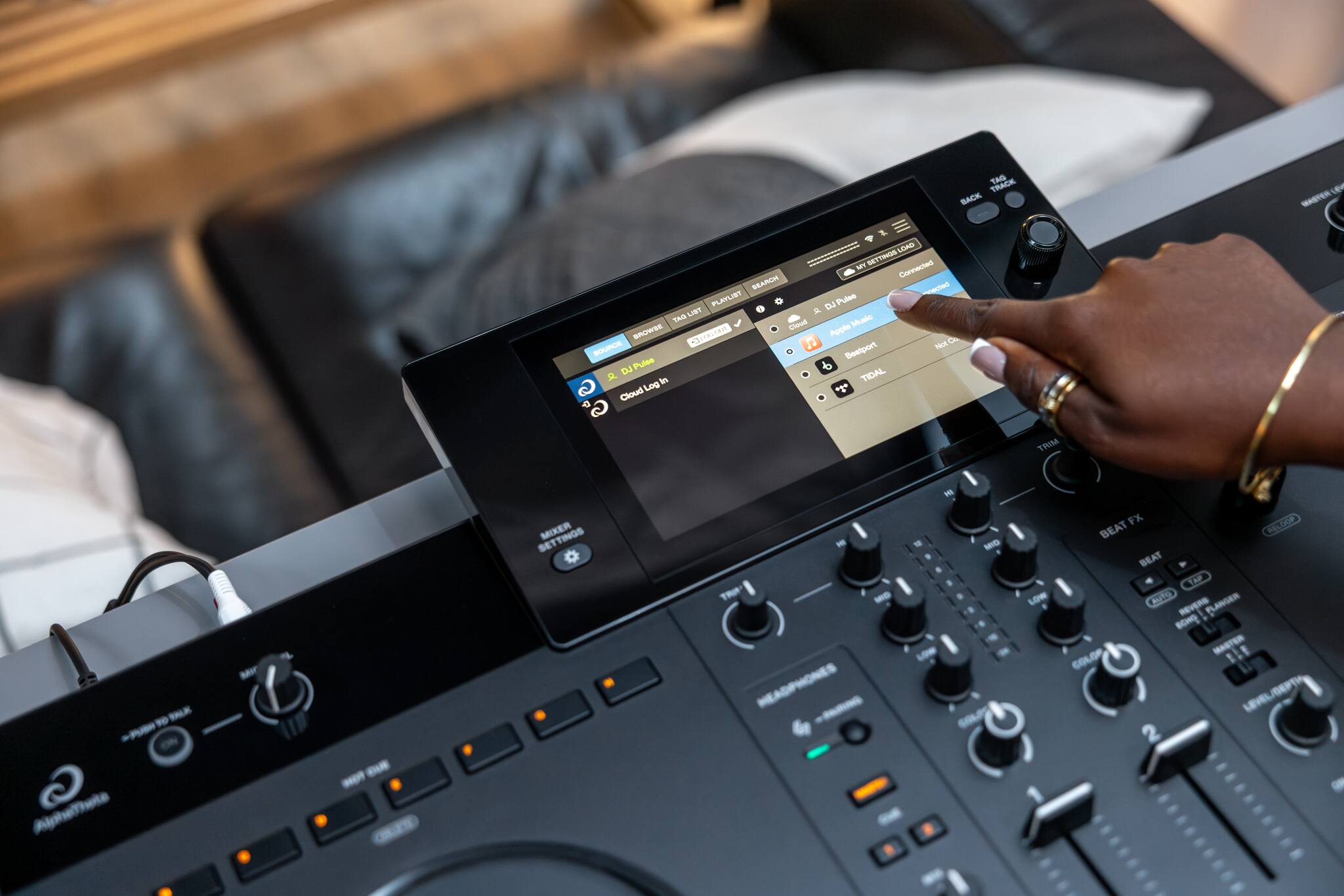 TAG TRACK BACK  
LEV MASTER  
VITAMIN SETTINGS MY  
Connected SEARCH  
PLAYLIST  
TAG Music Cloud Apple  
BROWSE INSTRATS  
SOURCE  
Bestport Not Co DJ Pulso 2 In TIDAL Log Cloud  
TRIM  
MIC  
MIXER  
PER  
MID  
BY LGW  
MID  
LOW  
FX BEAT BEAT TAP AUTO FLANGER REVERS EGNO MASTER COLOR  
WELOOP  
AlphaThota  
TO TAX  
DUE  
2