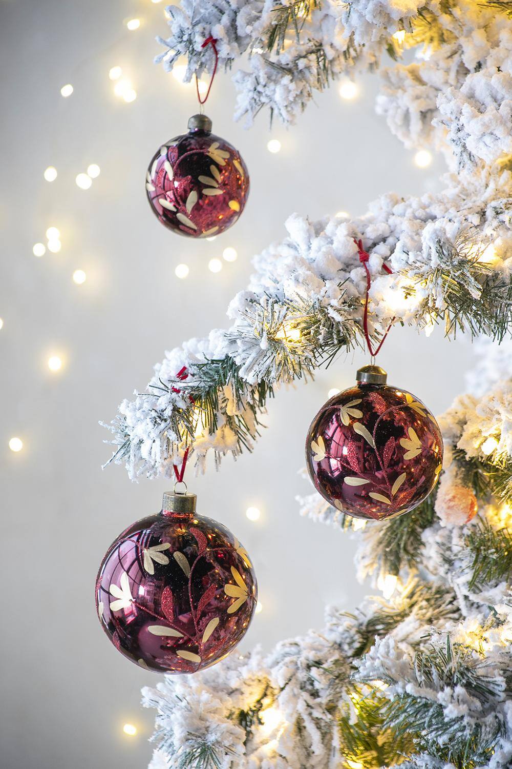 Alt View 1. Dexmalle - Dexmalle-D3.9 Christmas Decorative  Glass Hanging Ball Ornaments,Set of 6-Red - Red.