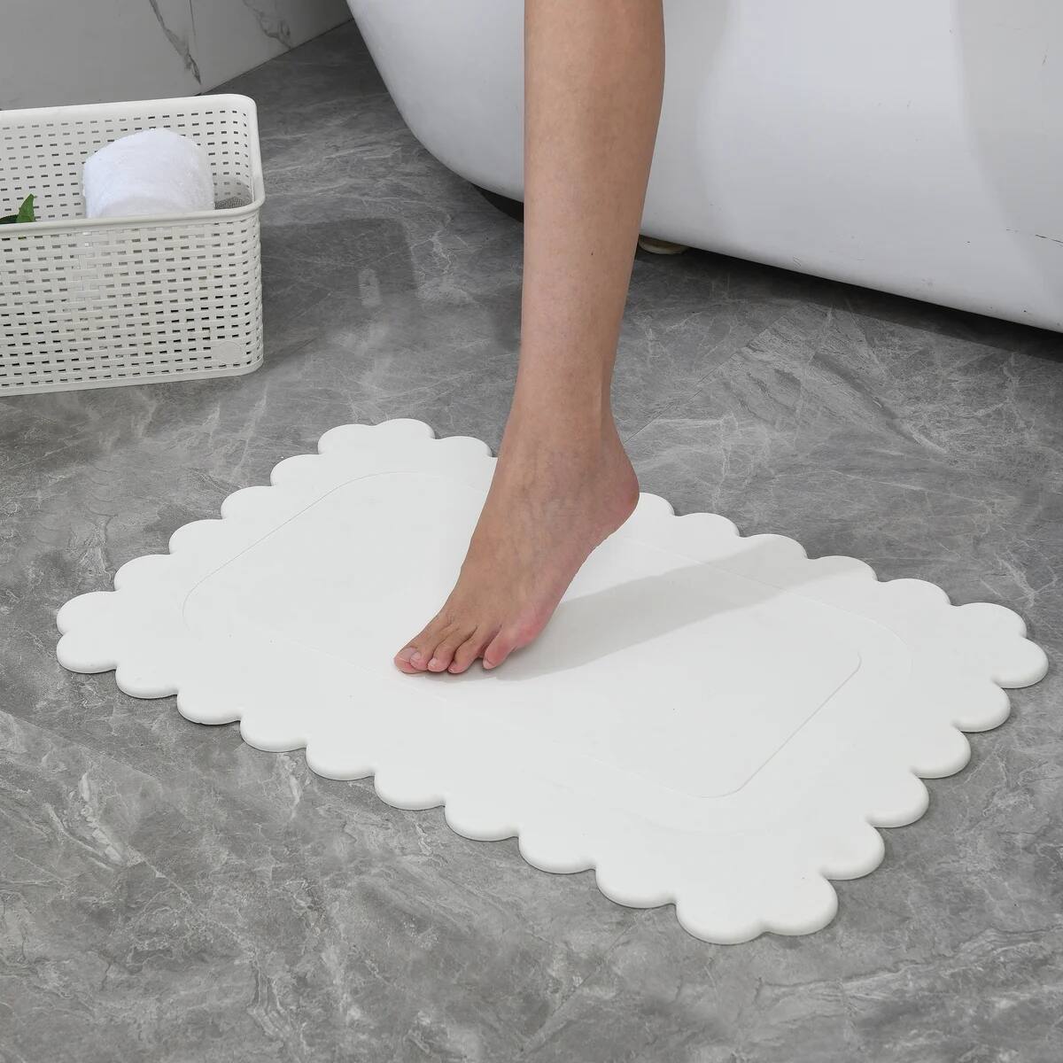 Back. J&V TEXTILES - 24'' x 15'' Diatomaceous Quick-Drying Stone Bath Mat - WHITE.