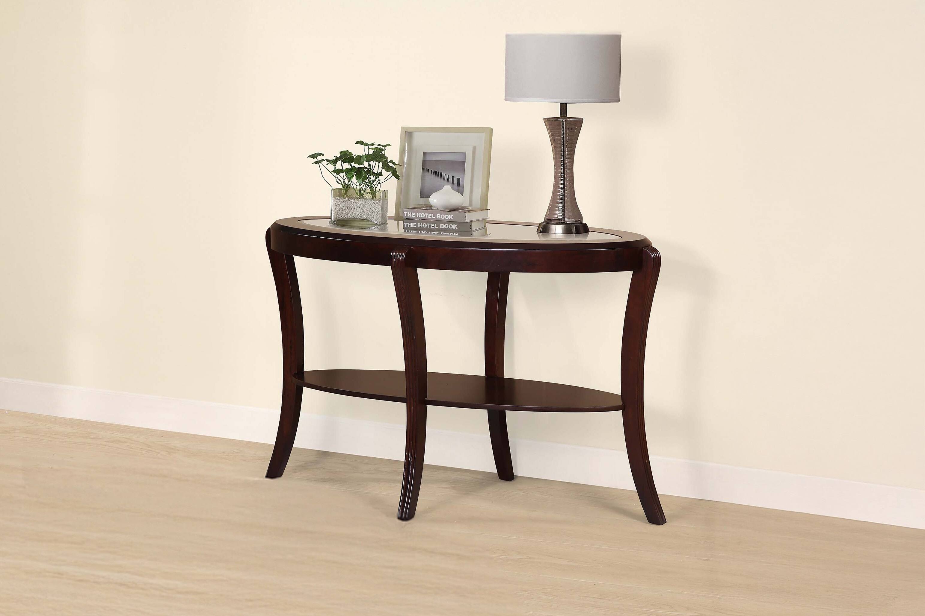 THE HOTEL BOOK  
THE HOTEL BOOK  
THE HOTEL BOOK