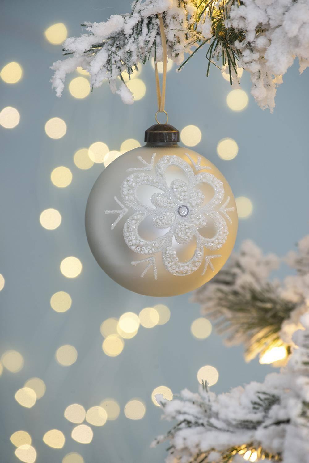 Alt View 1. Dexmalle - Dexmalle-D3.9 Christmas Tree Decorative Glass Hanging Ball,Set of 6-White - White.