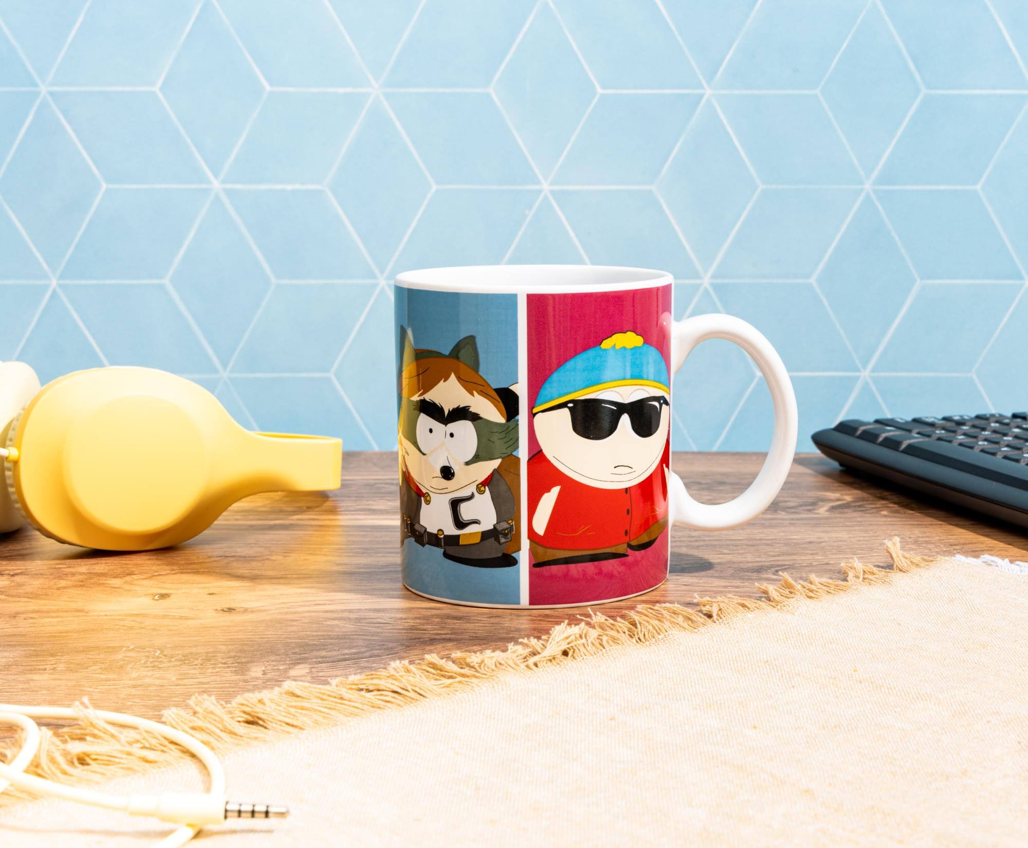 Alt View 3. Silver Buffalo - South Park Multi-Cartman 20-Ounce Ceramic Mug - White.