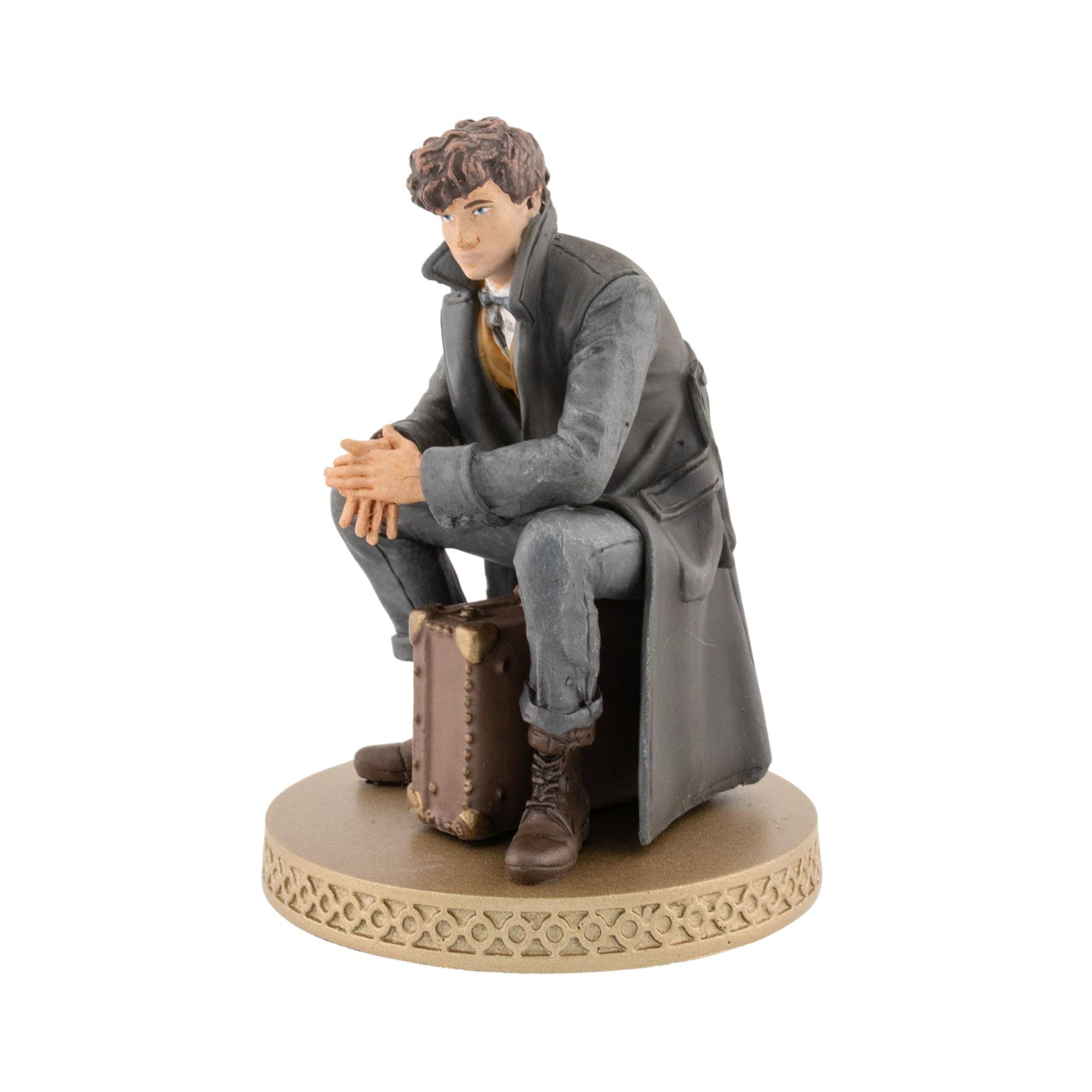 Alt View 10. Harry Potter - Eaglemoss Harry Potter Wizarding World 1:16 Figure | 054t Scamander - Blue.
