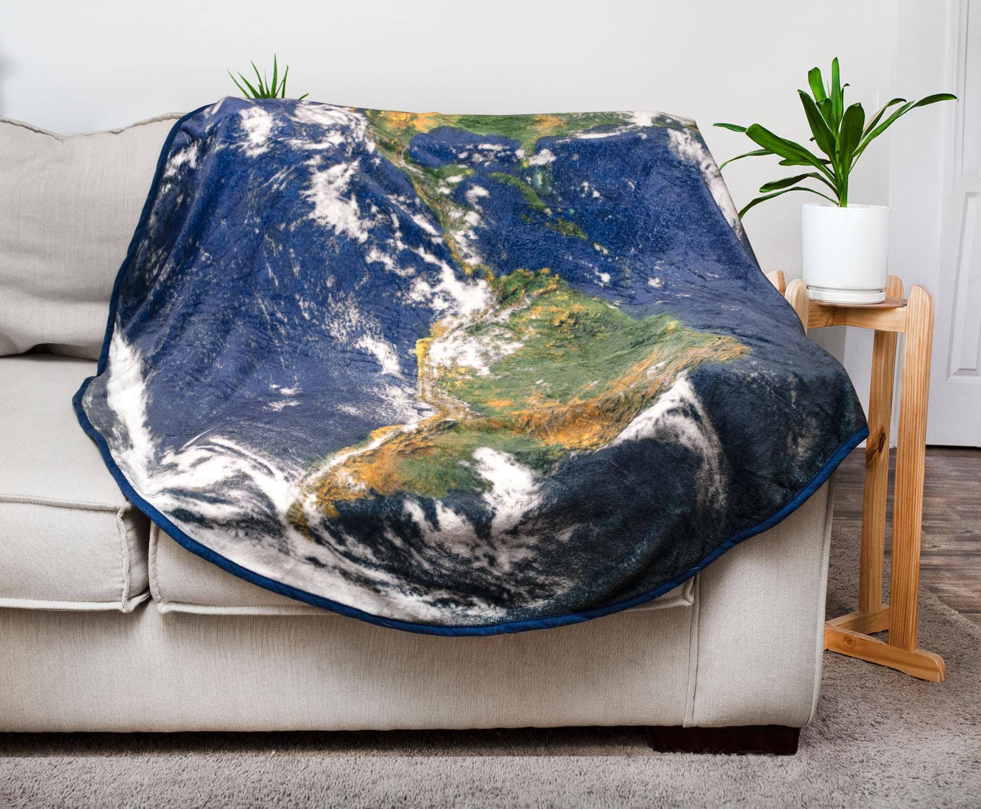 Alt View 10. Toynk - Planet Earth Round Fleece Throw Blanket | 60 Inches - Blue.