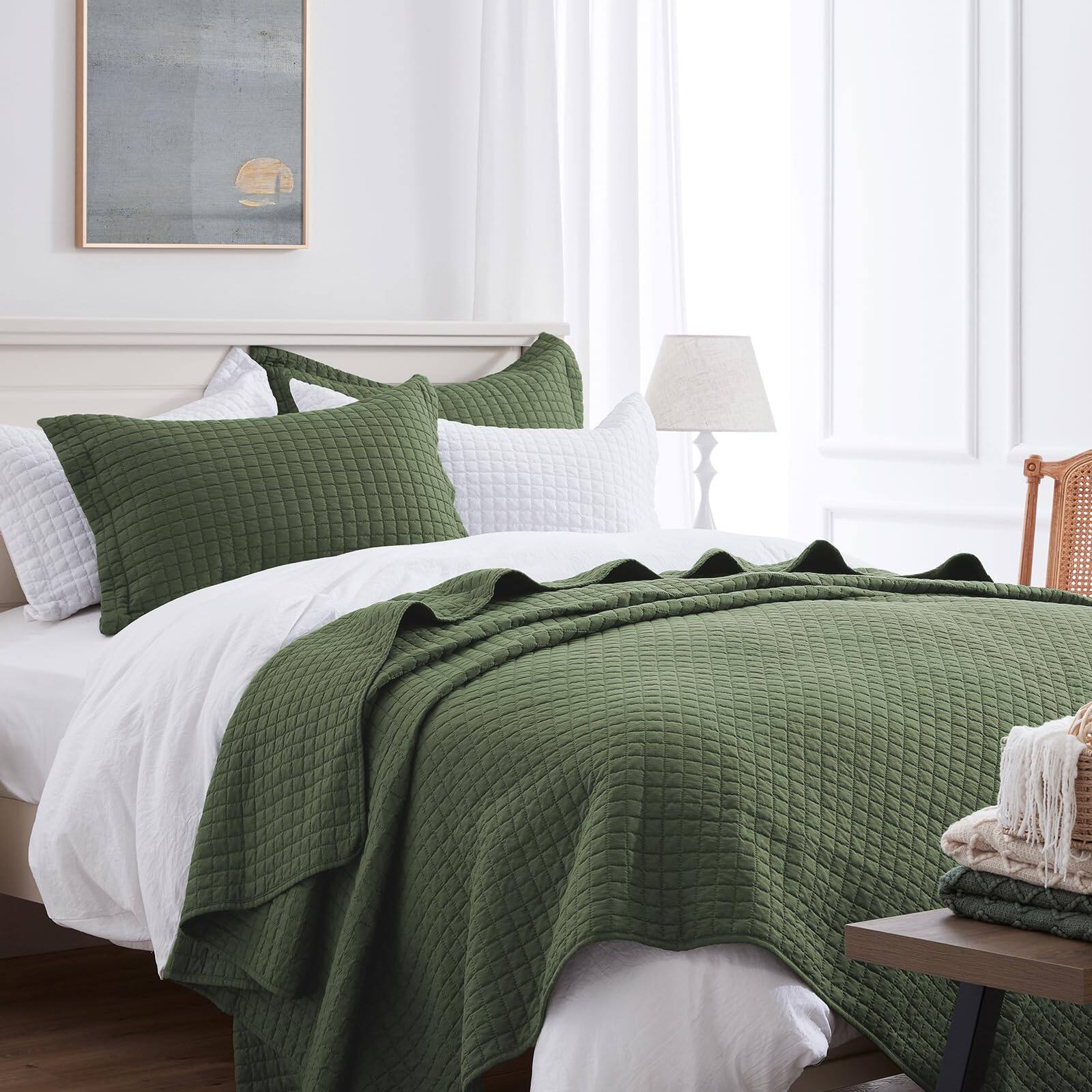Front. METALTON - Quilt Bedding Set Lightweight Comforter Bedspread Blanket Size Durable Quilted Stitching Coverlet With 2 Pi - 02 - Olive Green - Square Full/Queen (90"x96").