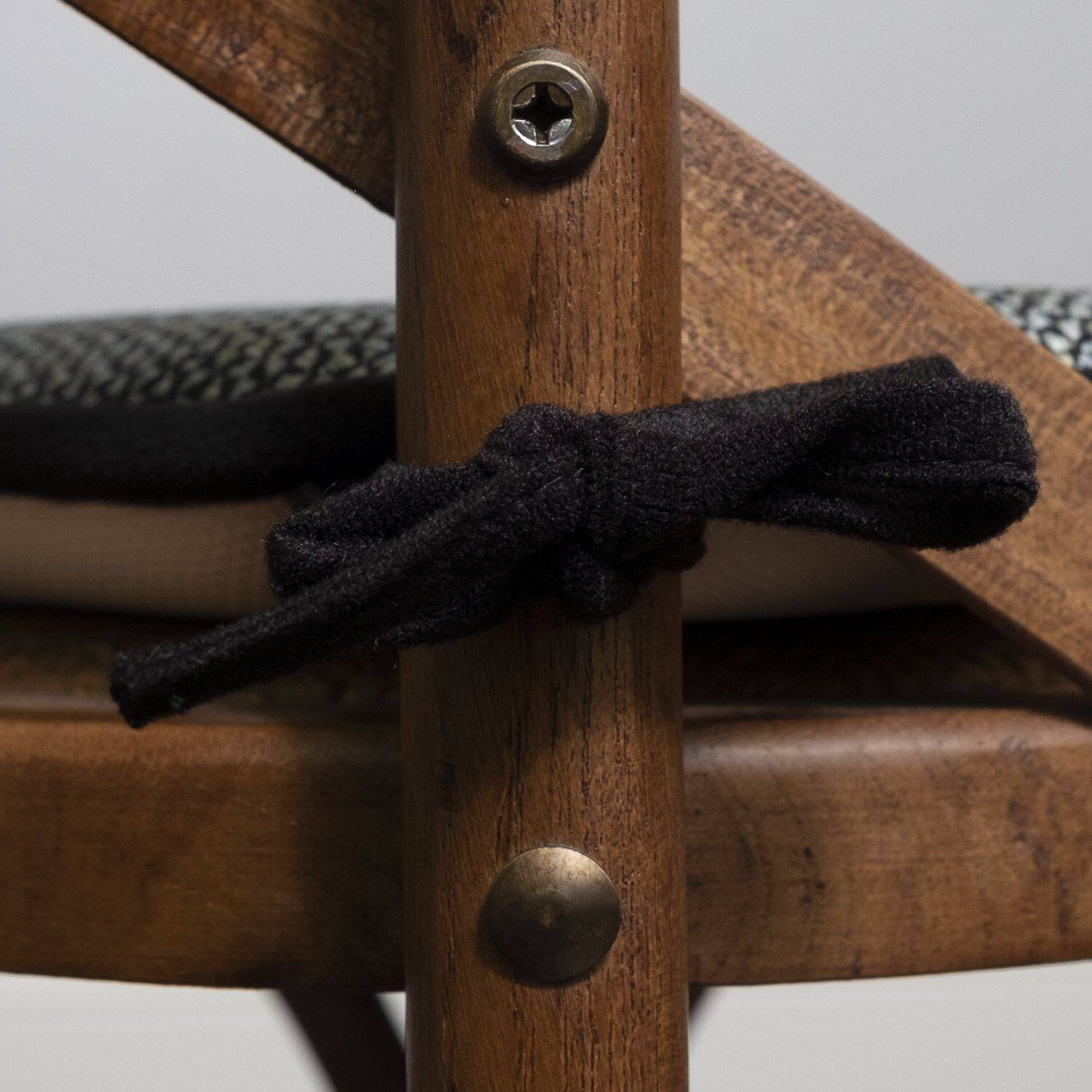 Left. Sweet Home Collection - Cameron Memory Foam No Slip Back 16" x 16" Chair Pad Cushion with Ties, 12-Pack - Black/Sage/Blue.