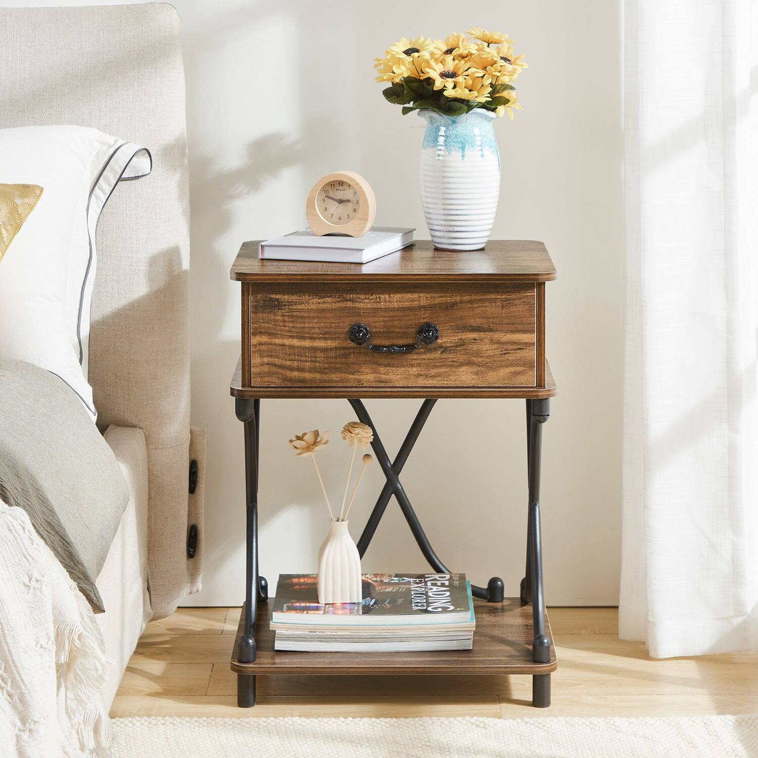 T . - 1 - a - a - 1 - EXPLORER READING