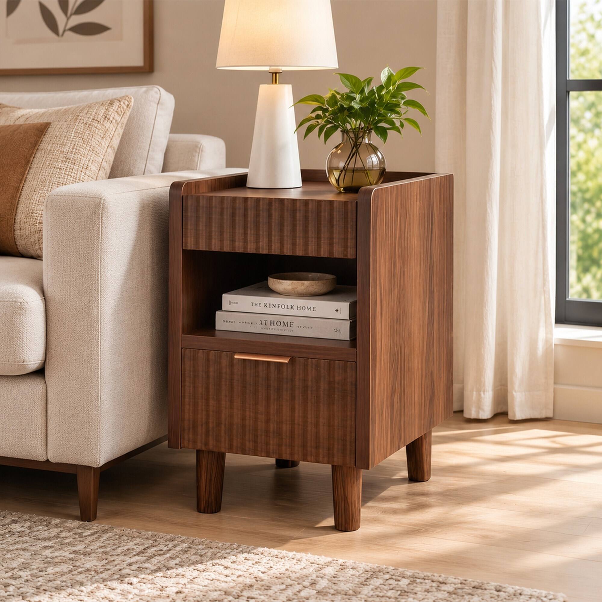 RYHNUYNE Brown Fluted Wood Nightstands, 2 Pack Bedside Tables, Drawer ...