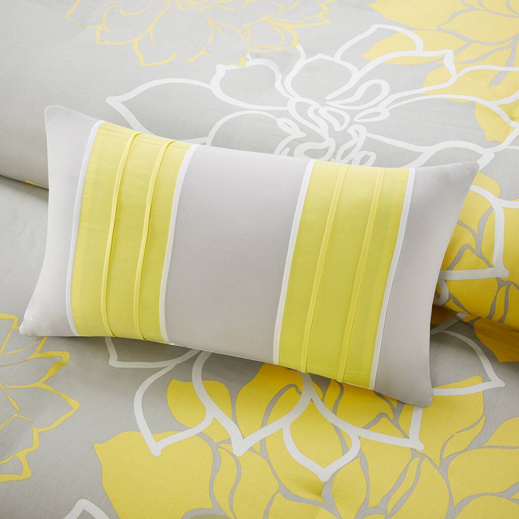 Alt View 3. Gracie Mills - Gracie Mills Glenda 6-Piece Floral Printed Duvet Cover Set - Yellow.
