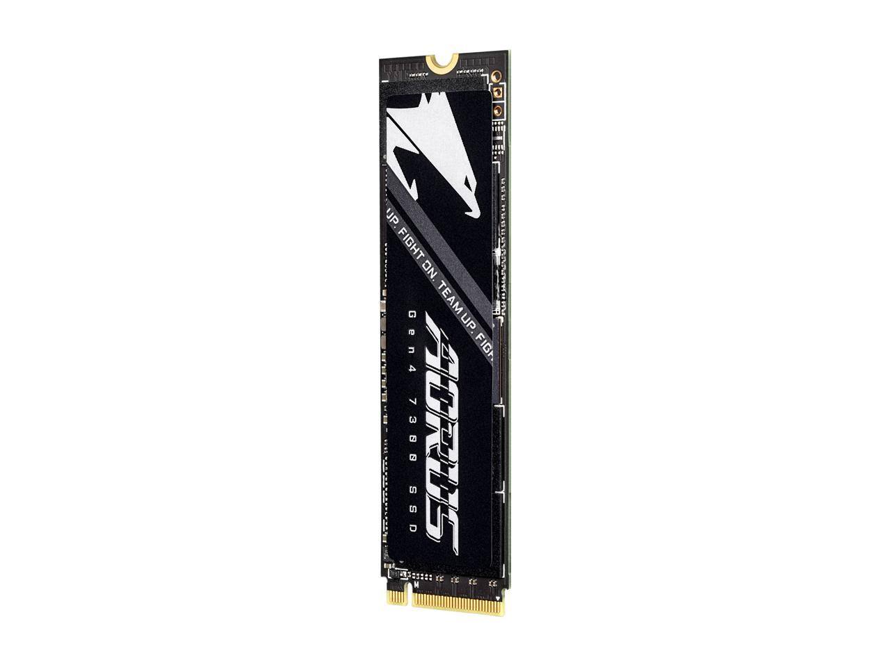 Alt View 2. GIGABYTE - GIGABYTE AORUS Gen4 7300 SSD 2TB PCIe 4.0 NVMe M.2, Read 7300MB/s, Write 6850MB/s.