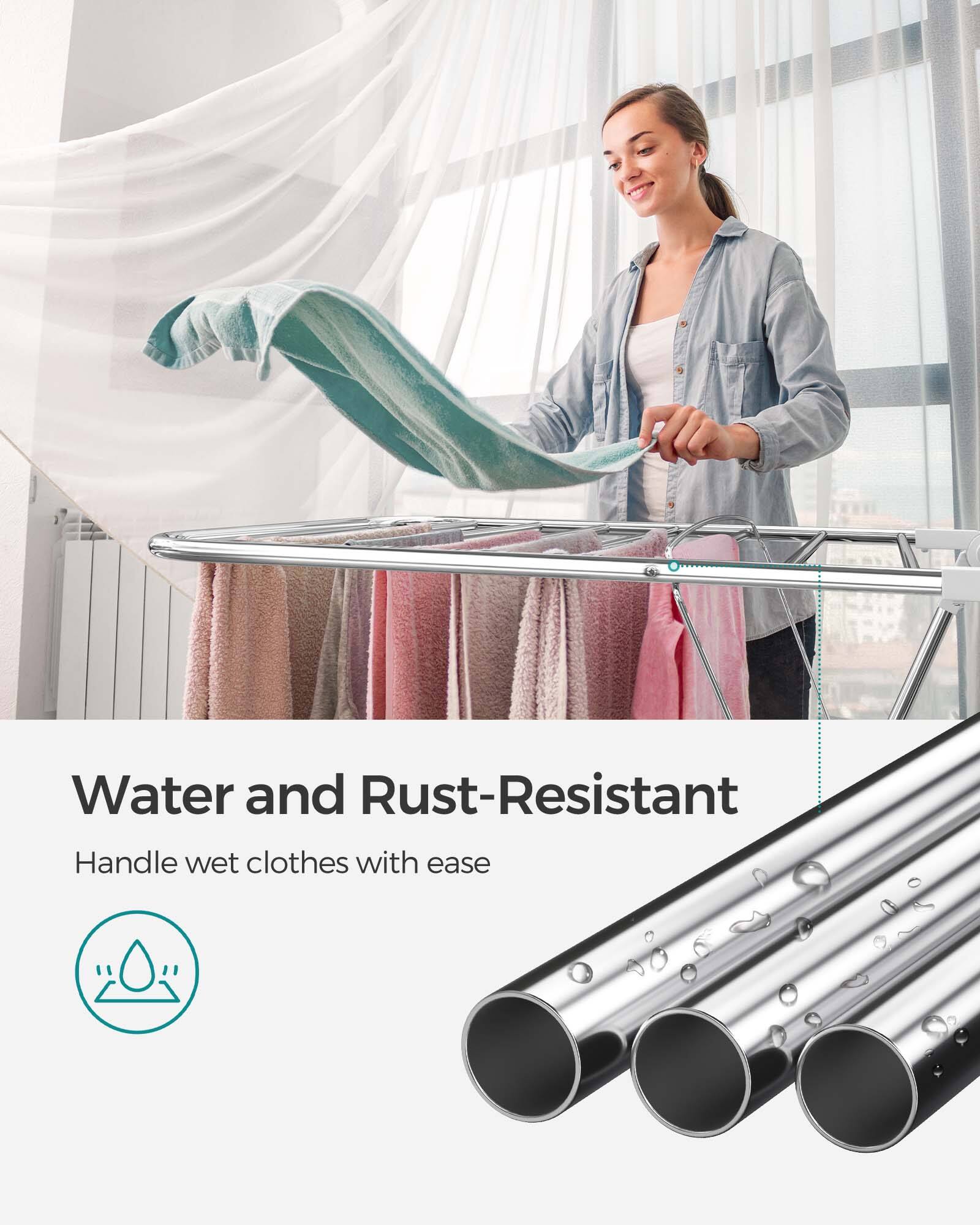 Water and Rust-Resistant  
Handle wet clothes with ease