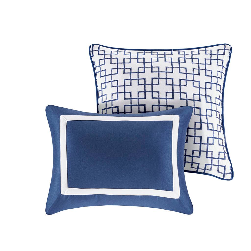 Alt View 4. Gracie Mills - Gracie Mills Isiah 8-Piece Soft Brushed Microfiber Comforter and Quilt Set - Navy.