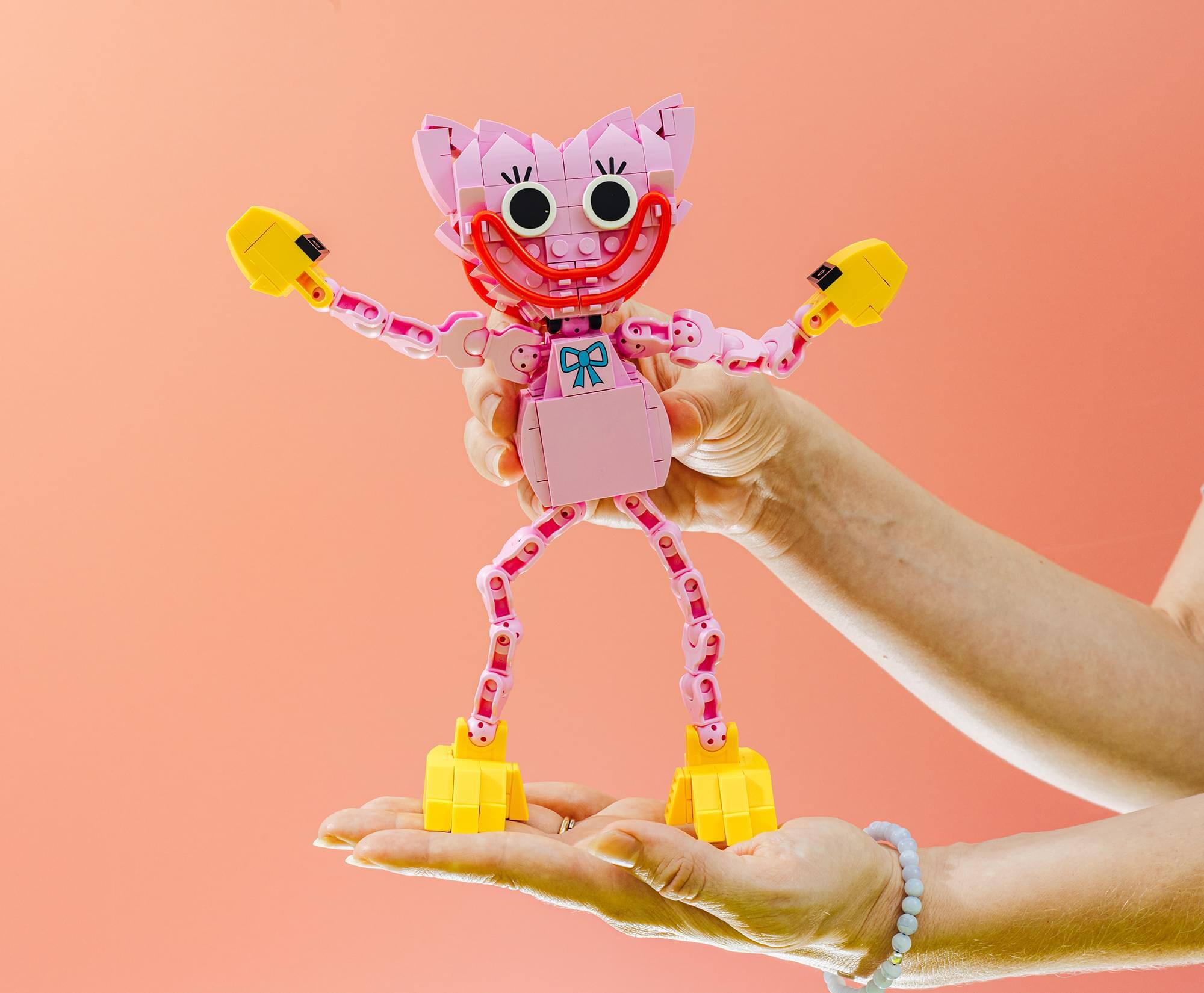 Alt View 3. Brickcraft - Brickcraft Poppy Playtime Kissy Missy 240-Piece Building Block Set - Multi-Colored.