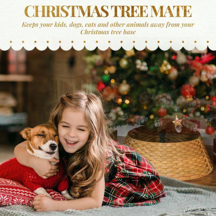 CHRISTMAS TREE MATE  
Keeps your kids, dogs, cats and other animals away from your Christmas tree base