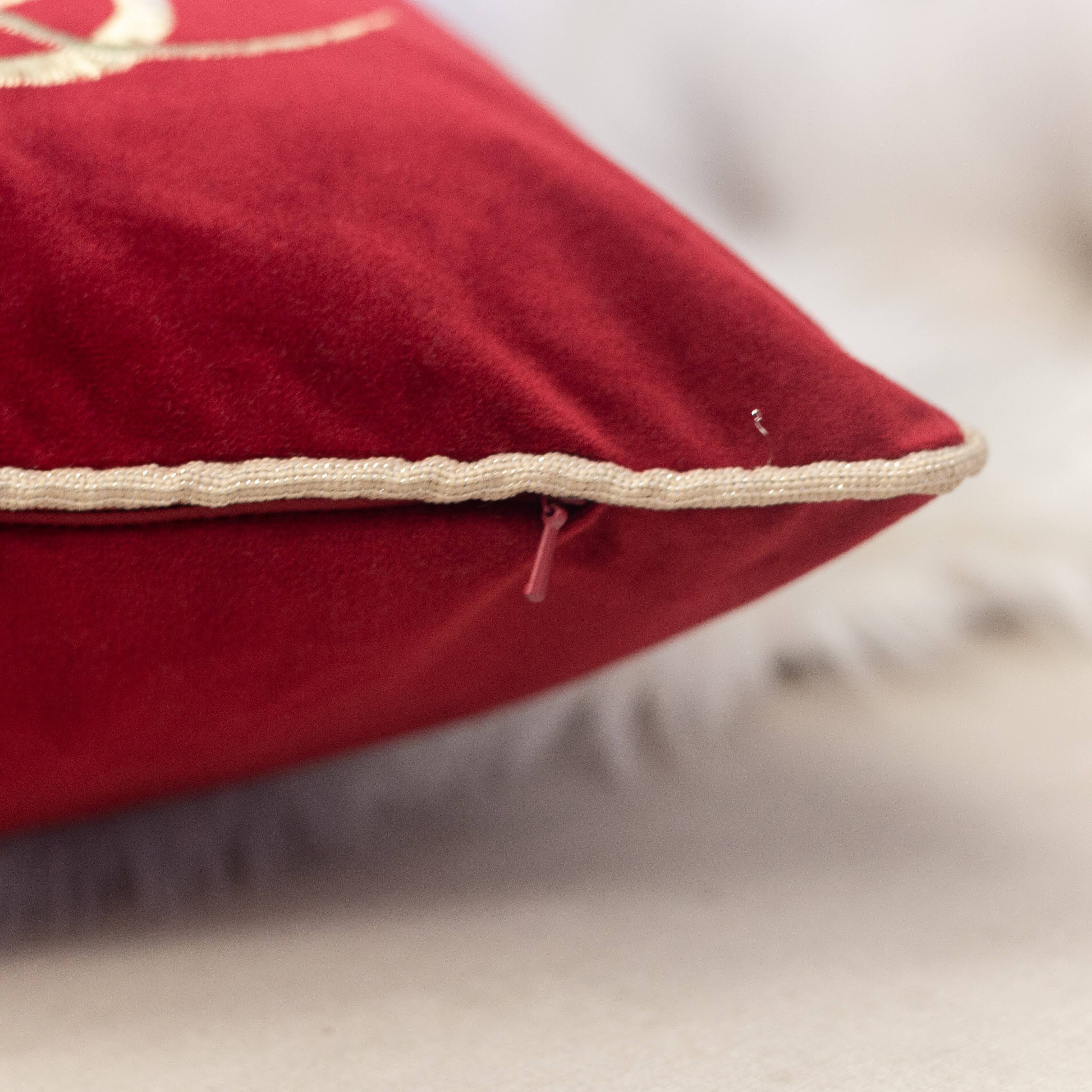 Left. LuXeo - Holiday Christmas Velvet Throw Pillow/ Color: Red, Size: 20"x20" - RED.