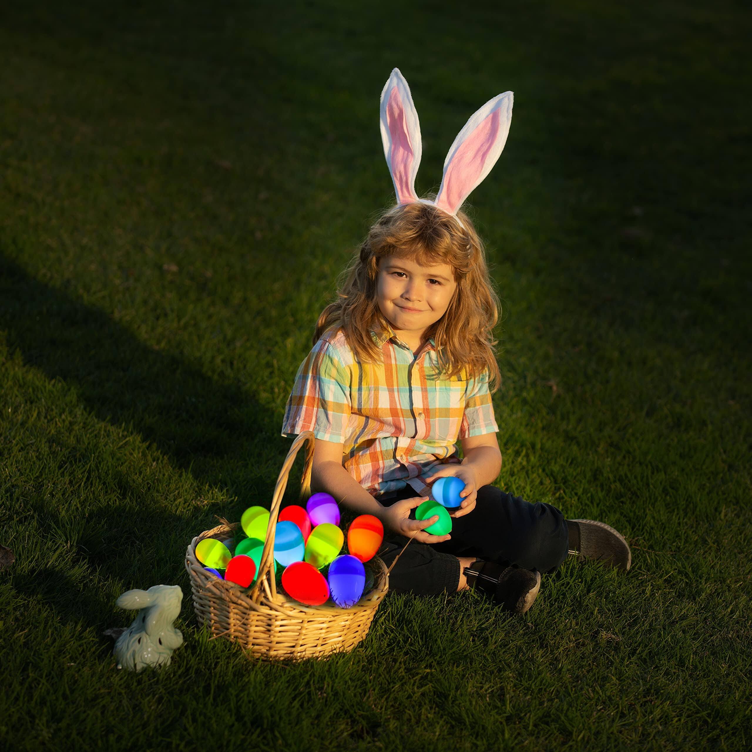Alt View 2. Joyfy - 200 Pack Mini Glow Sticks (1.7"), 8 Colors Small Glow in Dark for Easter Basket Stuffers Party Favors - Red, Pink, Orange, Green, Sky Blue, Blue, Purple.