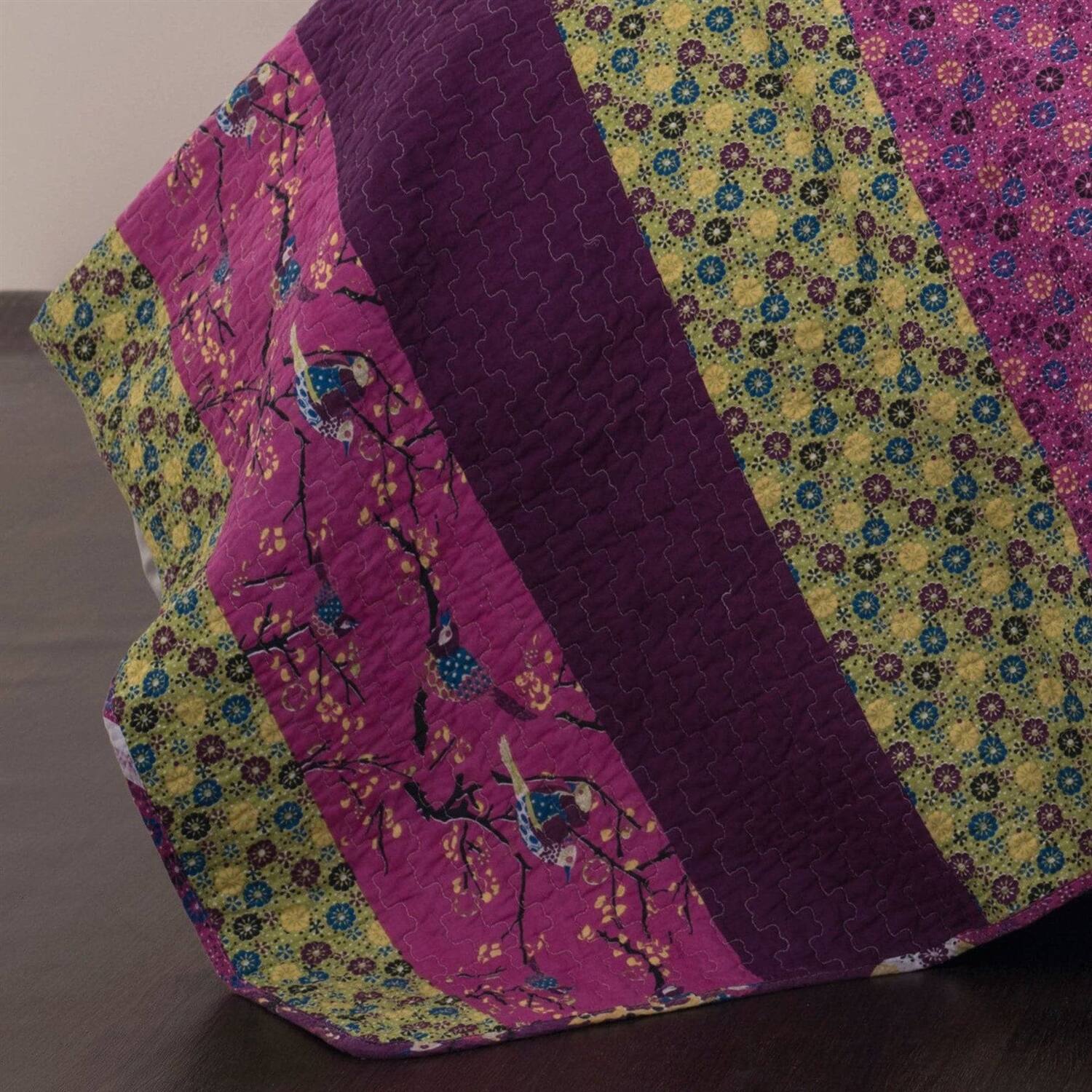Left. Hivvago - King size Vibrant Purple Yellow Boho Floral Reversible Lightweight Quilt Set - Purple Yellow.