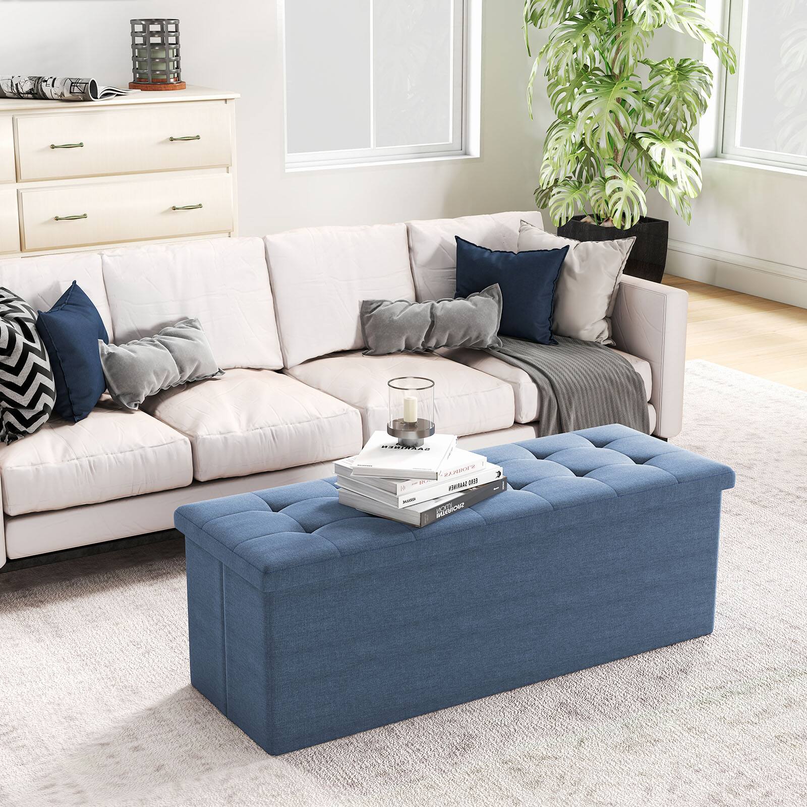 The text on the image is:

- "e - nenet UTI d"