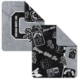 Logo Brands - Chicago White Sox 50" x 60" Dream Weave Throw Blanket - Black