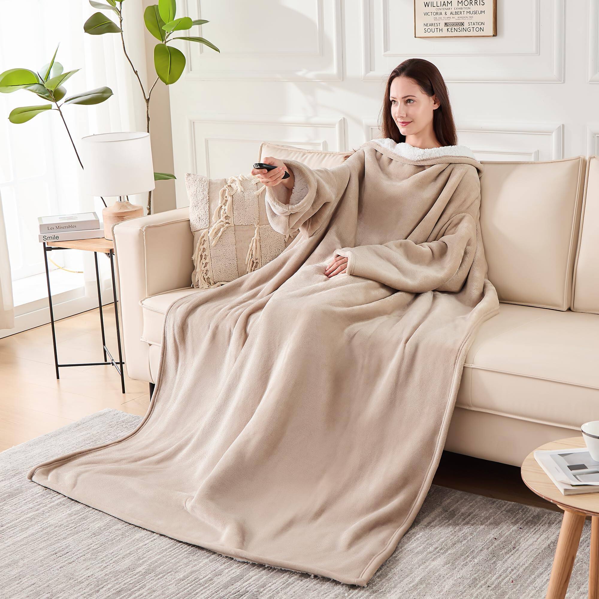 WILLIAM MORRIS  
VICTORIA & ALBERT MUSEUM  
NEAREST: KENSINGTON STATION  
SOUTH KENSINGTON  

Les Miserables  
Smile