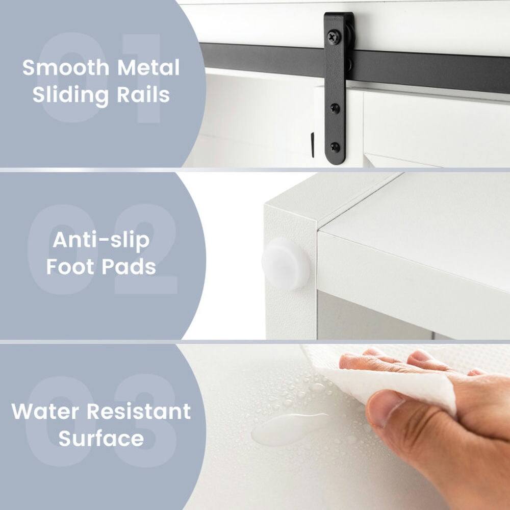 Smooth Metal Sliding Rails  
Anti-slip Foot Pads  
Water Resistant Surface