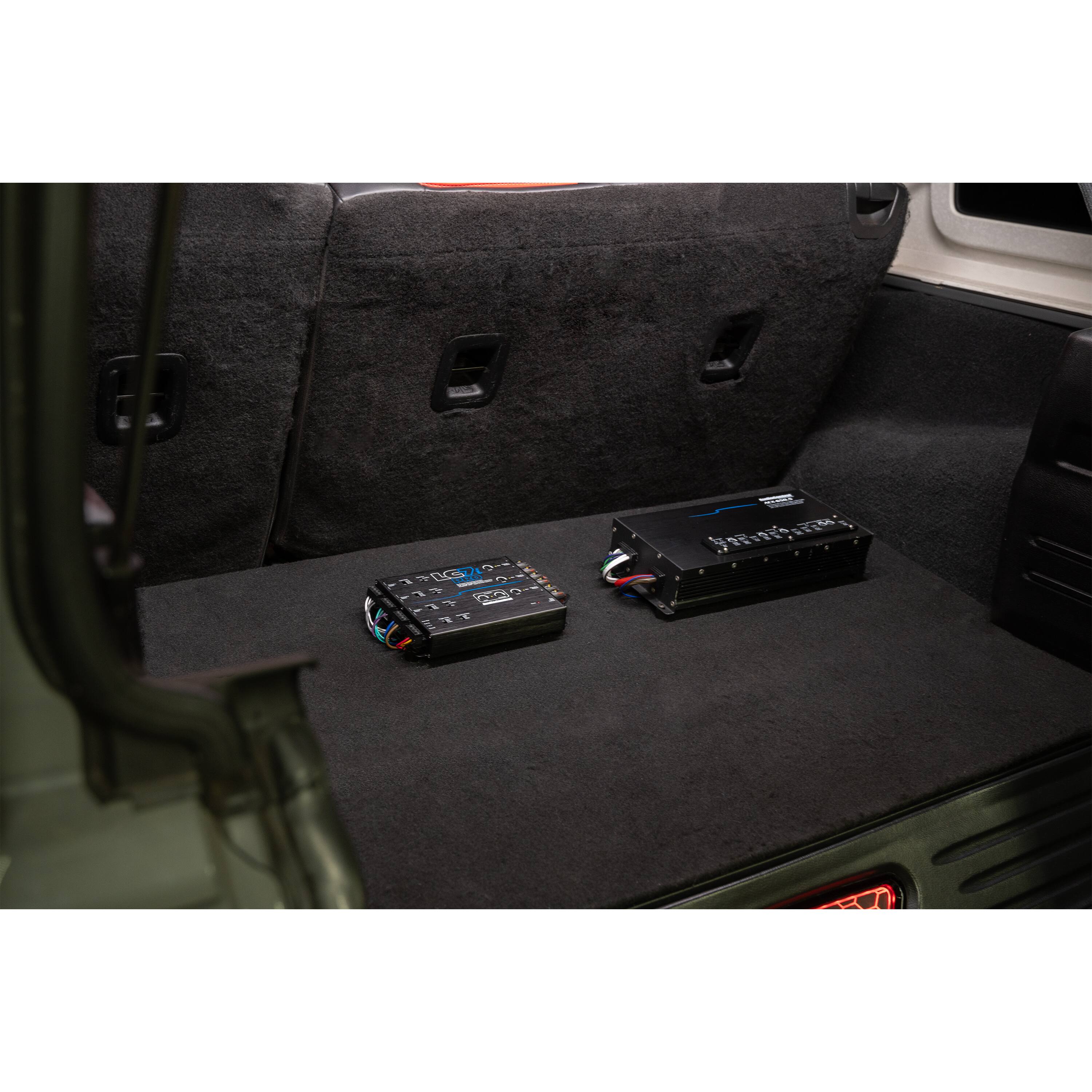 Alt View 17. AudioControl - 6-Channel Active Line Output Converter with AccuBASS and Subwoofer Control - Black.