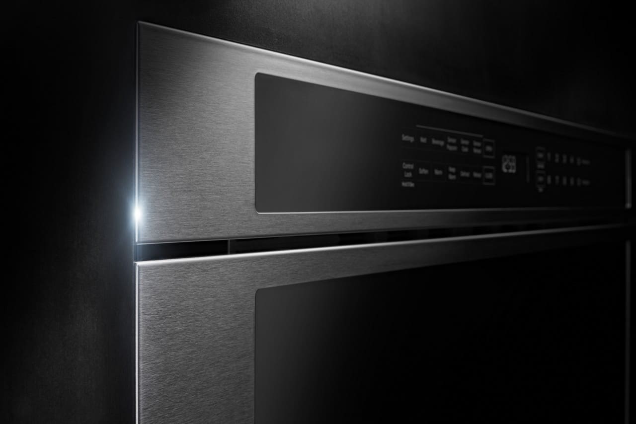 The text on the image reads "1.5MP CCD 2.0". This can be grouped and corrected as follows: "1.5MP CCD 2.0".