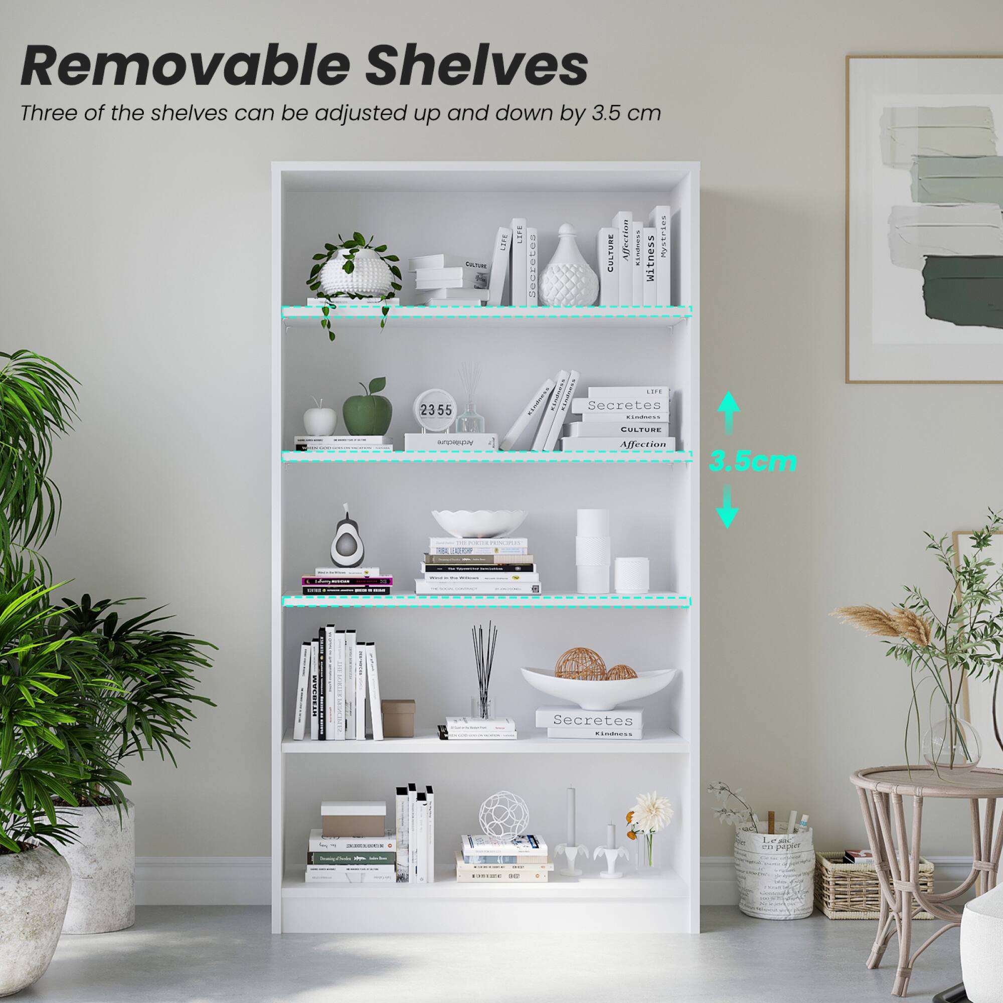 Removable Shelves  
Three of the shelves can be adjusted up and down by 3.5 cm