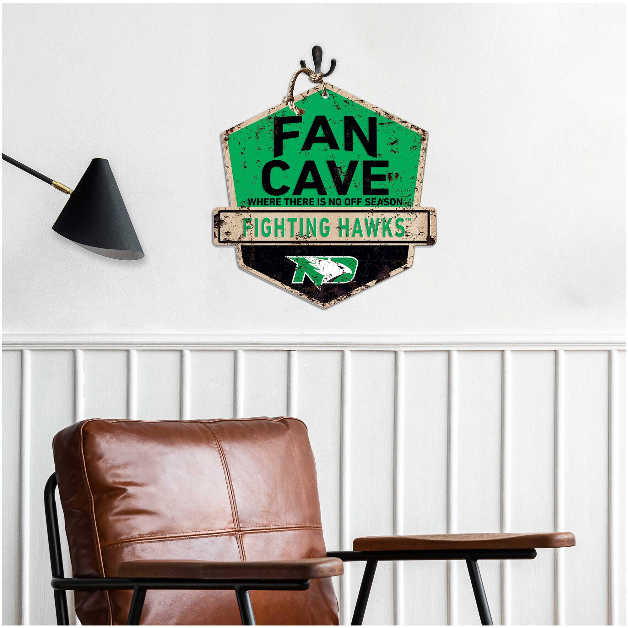 FAN CAVE  
WHERE THERE IS NO OFF SEASON  
FIGHTING HAWKS