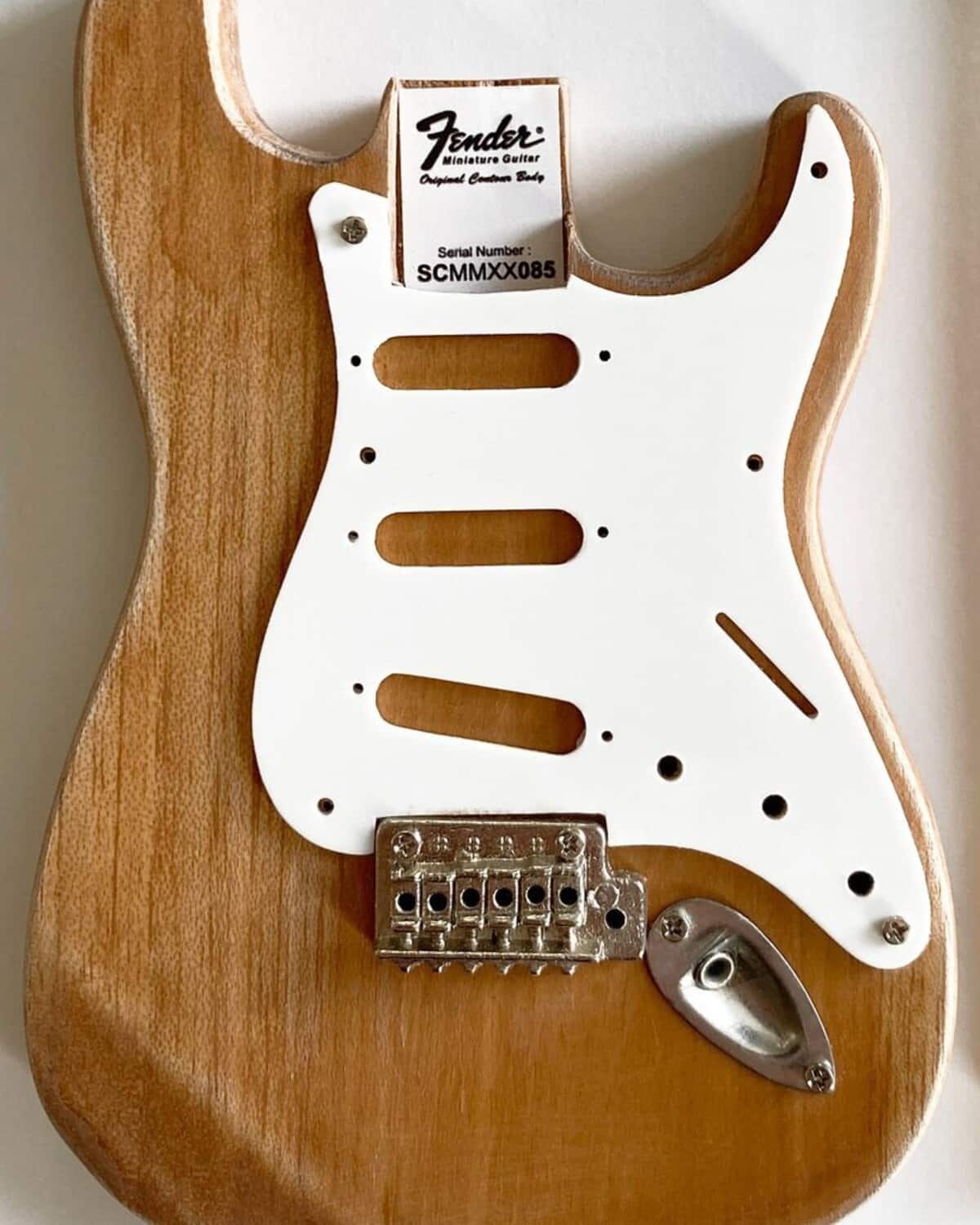 Axe Heaven Fender Stratocaster Build Your Own Miniature Guitar