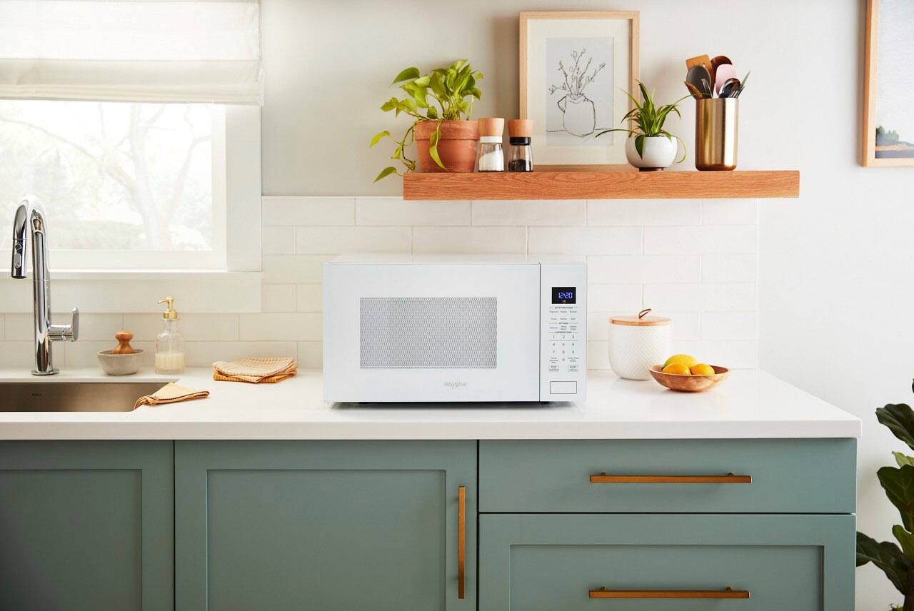 Alt View 3. Whirlpool - 2.2 Cu. Ft. Countertop Microwave with  Sensor Cooking - White.