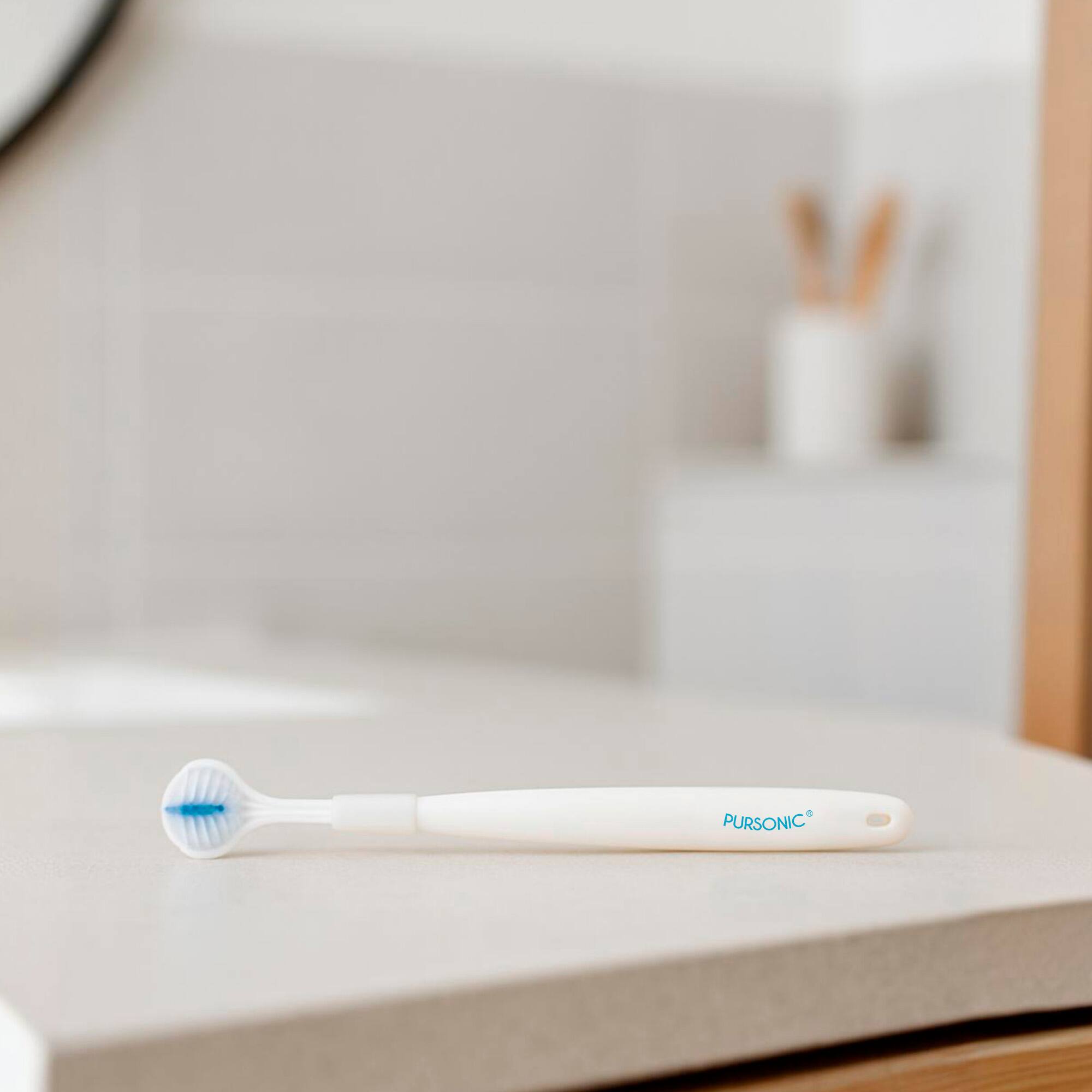 Left. Pursonic - 3D Advanced Tech 360° Full Coverage Toothbrush Set (4-Pack).