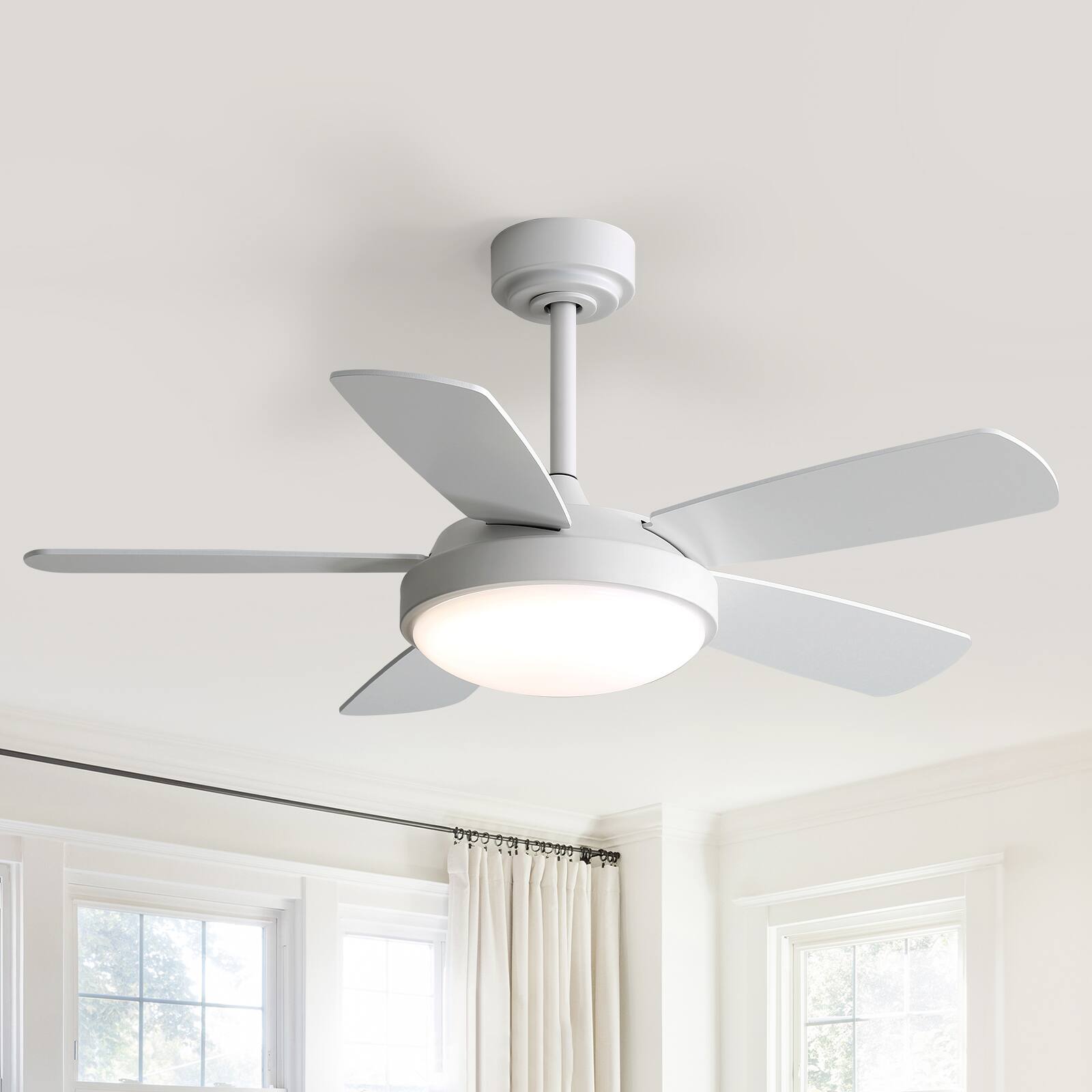 Sofucor - 42'' Ceiling fan with Light & Remote 3CCT Reversible 6 Speeds Quiet Modern Ceiling Fan for Indoor Outdoor Bedroom Patio - White