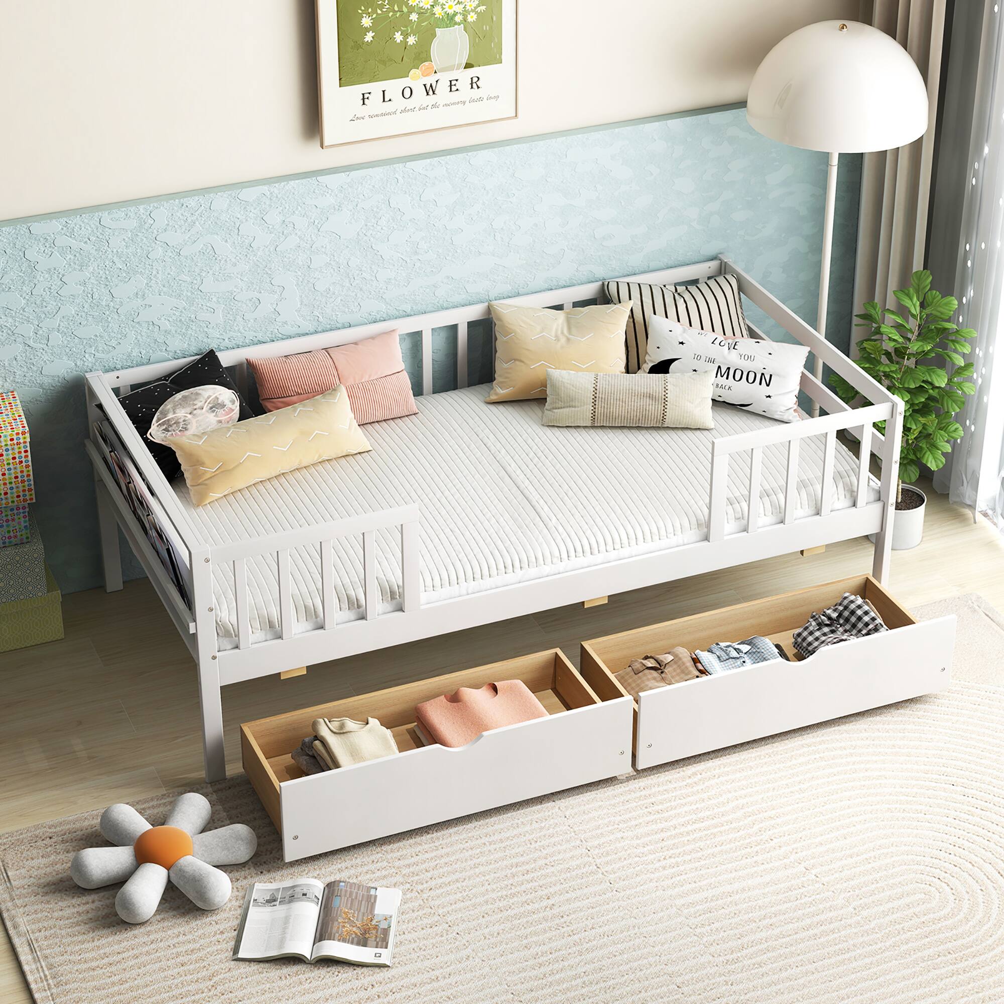 FLOWER  
Low sunshine makes the every day bright  

LOVE YOU TO THE MOON & BACK