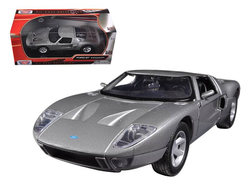 Sure, here is the corrected text:

- "DIE CAST COLLECTION"
- "1:24"
- "3+"
- "124"
- "FORD GT CONCEPT"
- "WARNING"