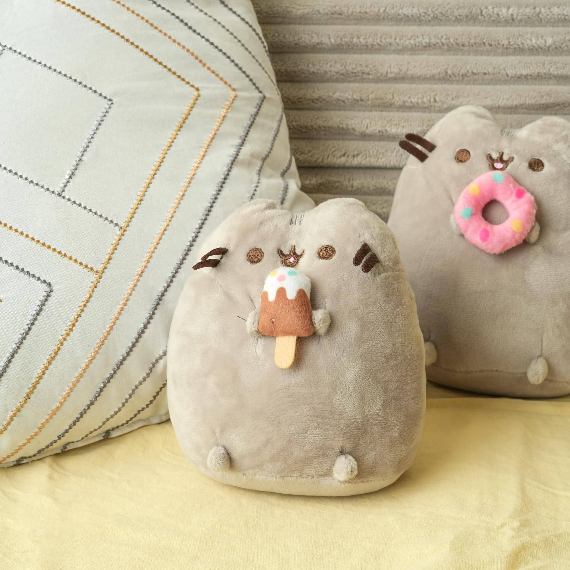 Alt View 5. Fiesta - Pusheen 6.5 Inch Plush | Pusheen with Ice Cream - Gray.