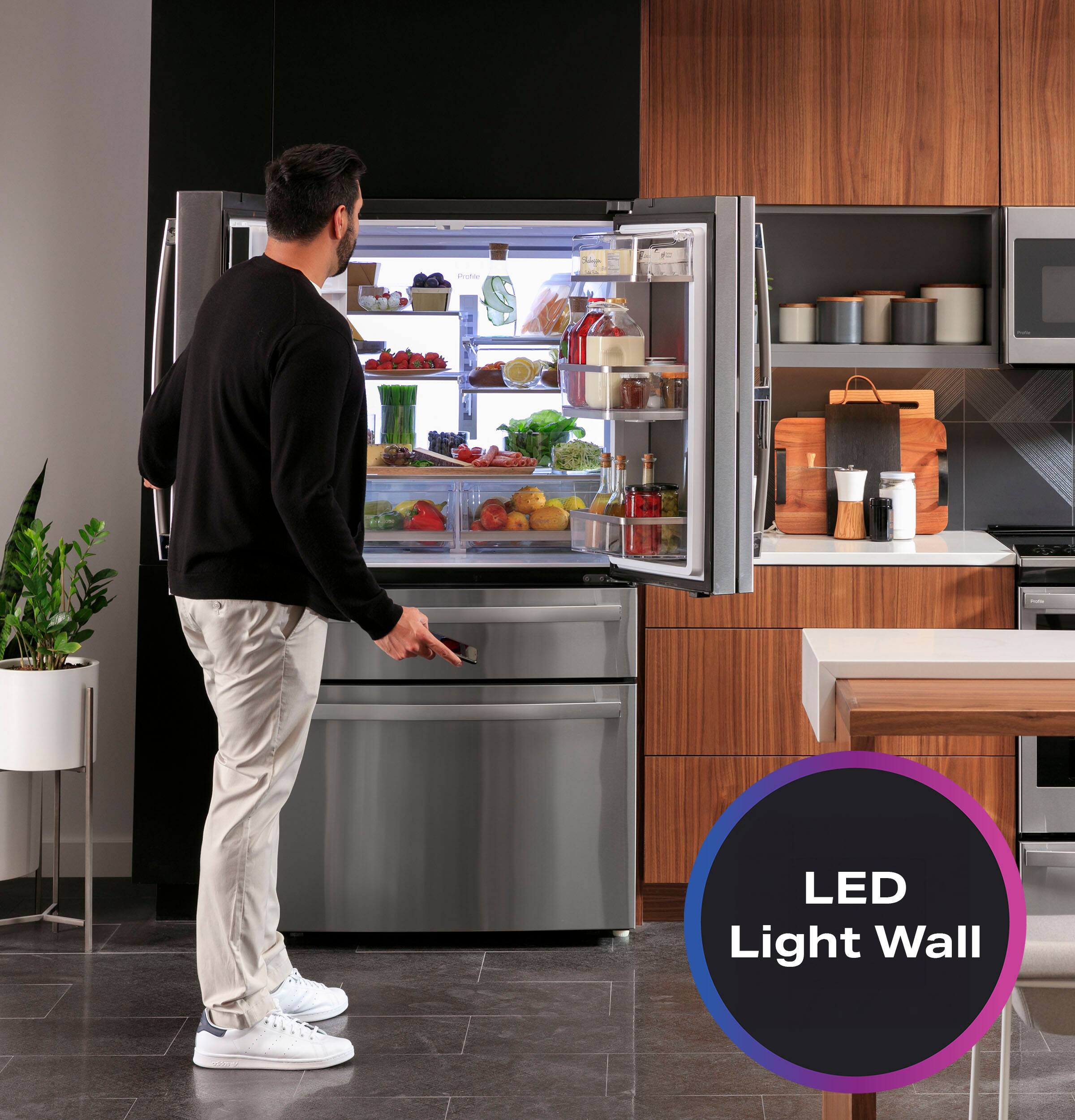 Protector S LED Light Wall