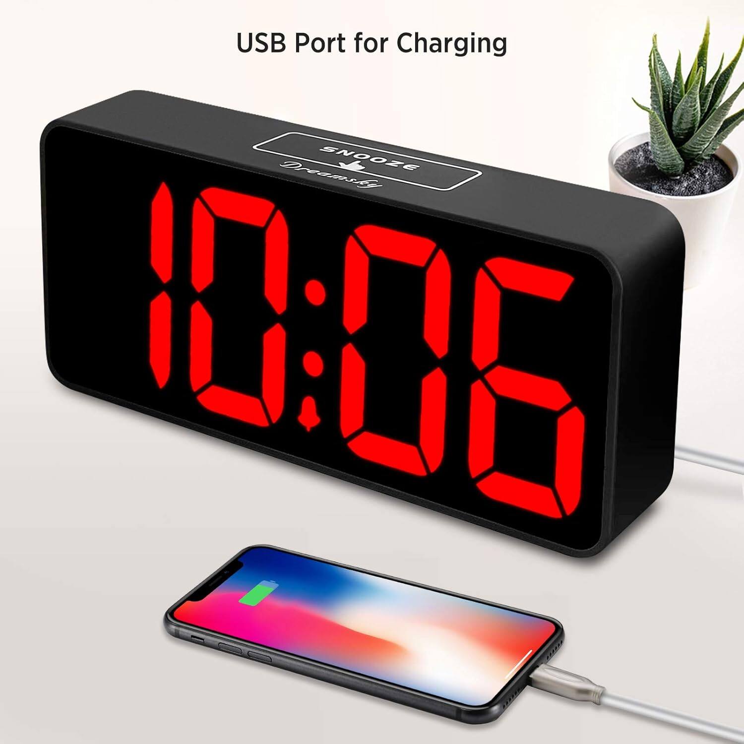 USB Port for Charging  
SNOOZE IR 008