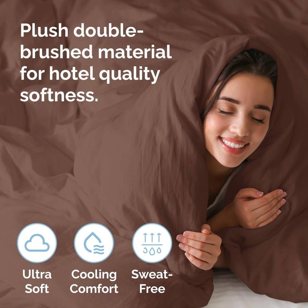 Plush double-brushed material for hotel quality softness.

Ultra Soft  
Cooling Comfort  
Sweat-Free