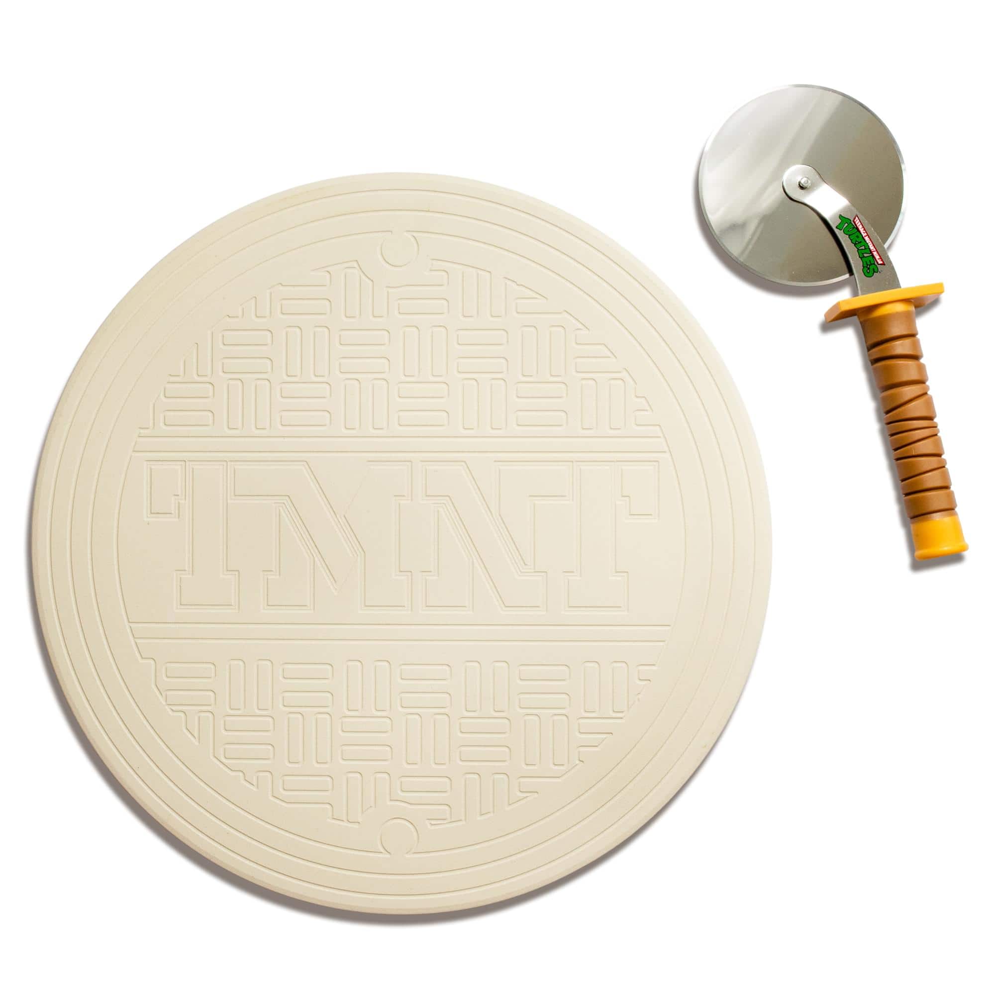 Surreal Entertainment - Teenage Mutant Ninja Turtles Pizza Cutter and Baking Stone Set - Silver