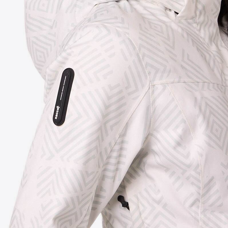 The text on the image reads:

"noneeS BNSAN RECCO"