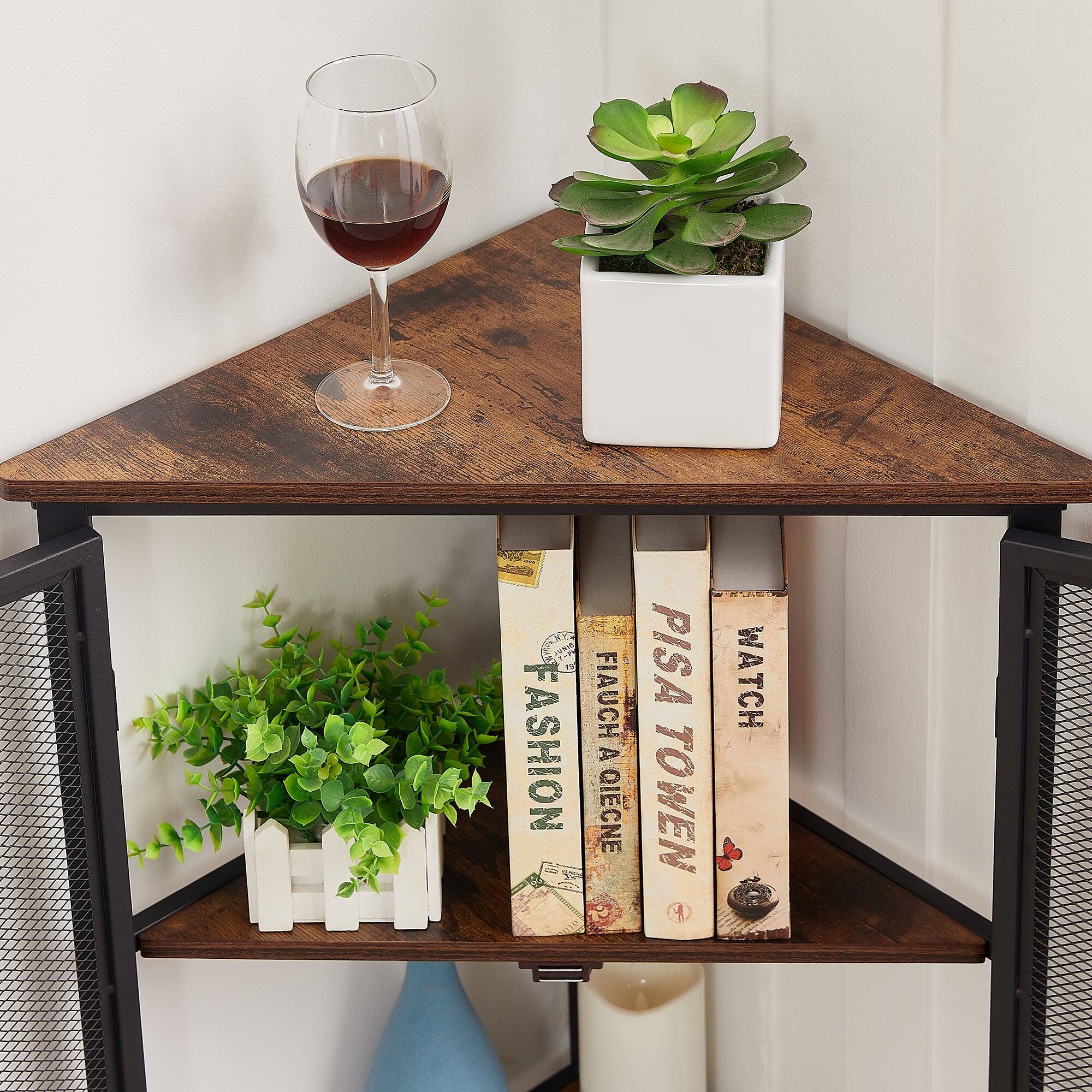 FASHION  
FLAUCH A QIECNE  
PISA TOWEN  
WATCH