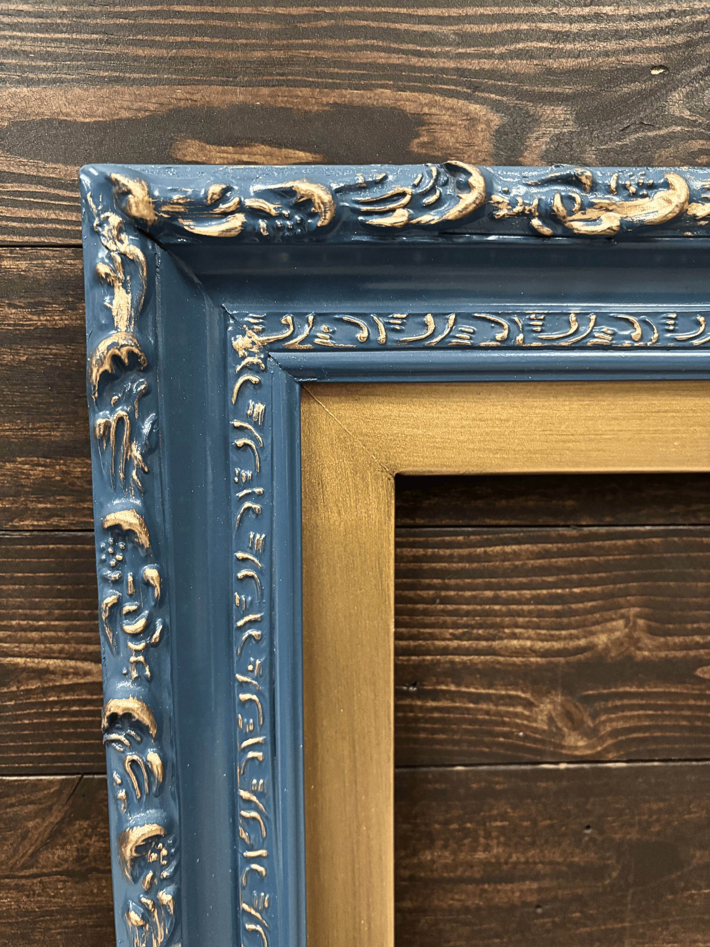 Back. LAREDO FRAME FACTORY - 55 inch Hisense Canvas TV Ornate frame, Canvas TV by Hisense - HONKY TONK BLUE WITH GOLD.