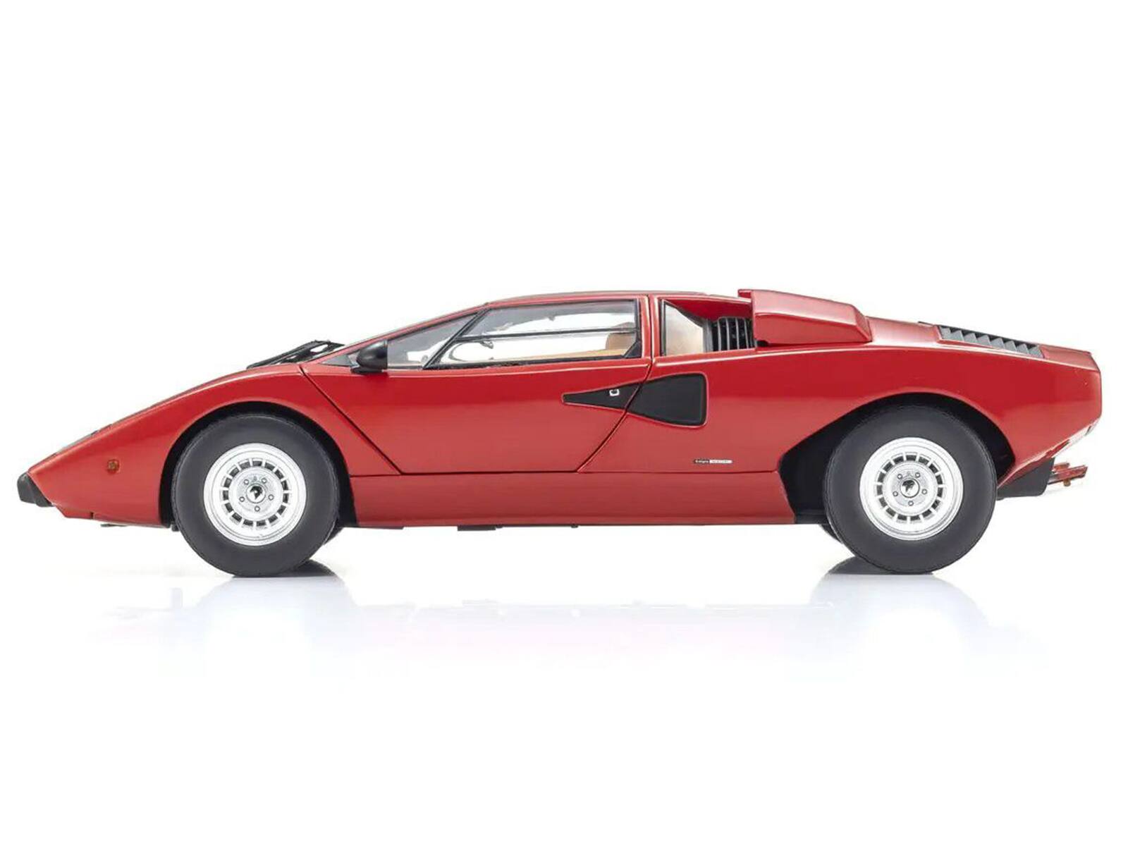 Alt View 3. Kyosho - Lamborghini Countach LP 400 Red 1/18 Diecast Model Car by Kyosho.