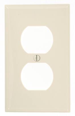 Leviton - 1-Gang Duplex Device Receptacle Wallplate, Standard Size, 80703-NT - White