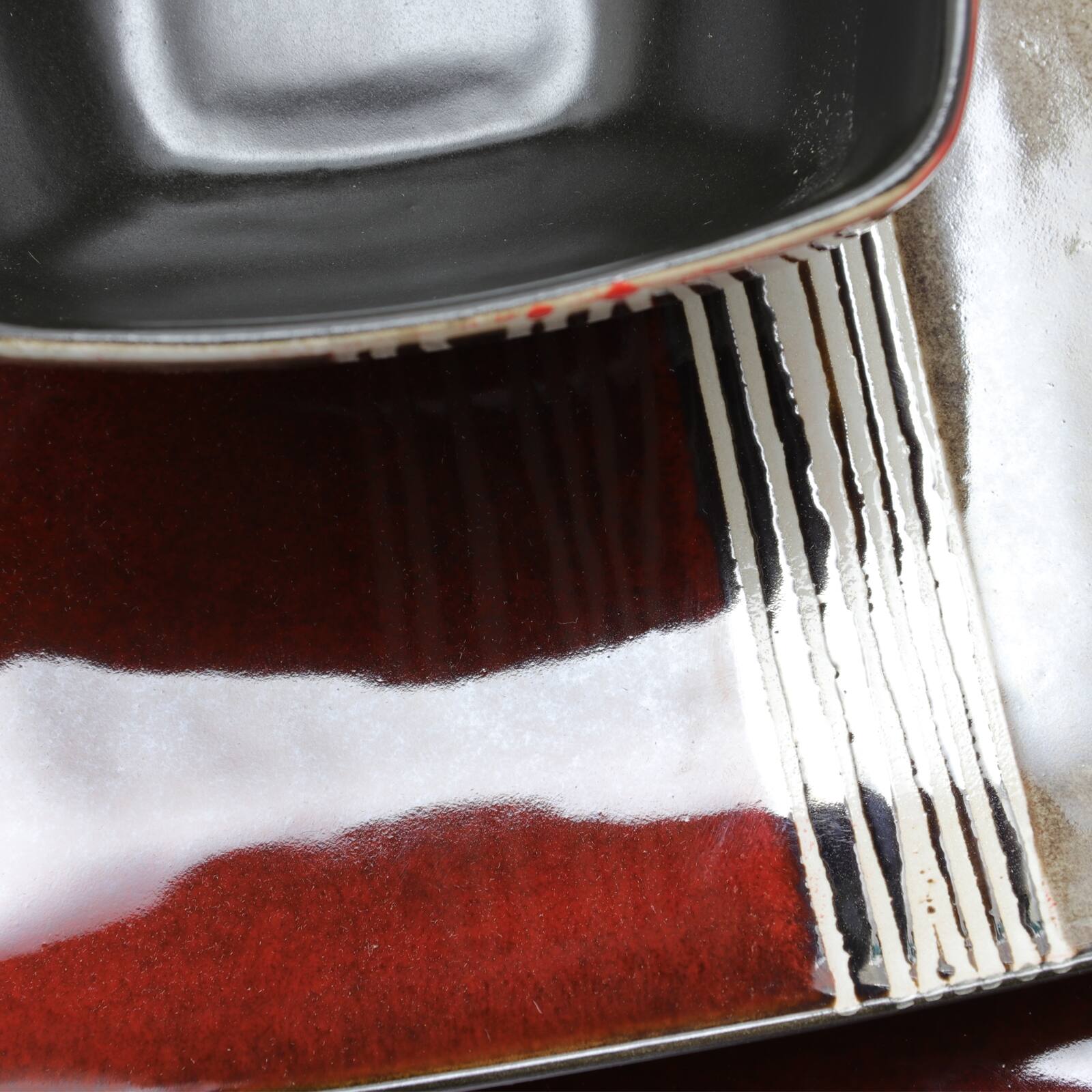 Alt View 2. Elama - Elama Downtown Loft 16 Piece Double Bowl Stoneware Dinnerware Set with Service for 4 - Red.