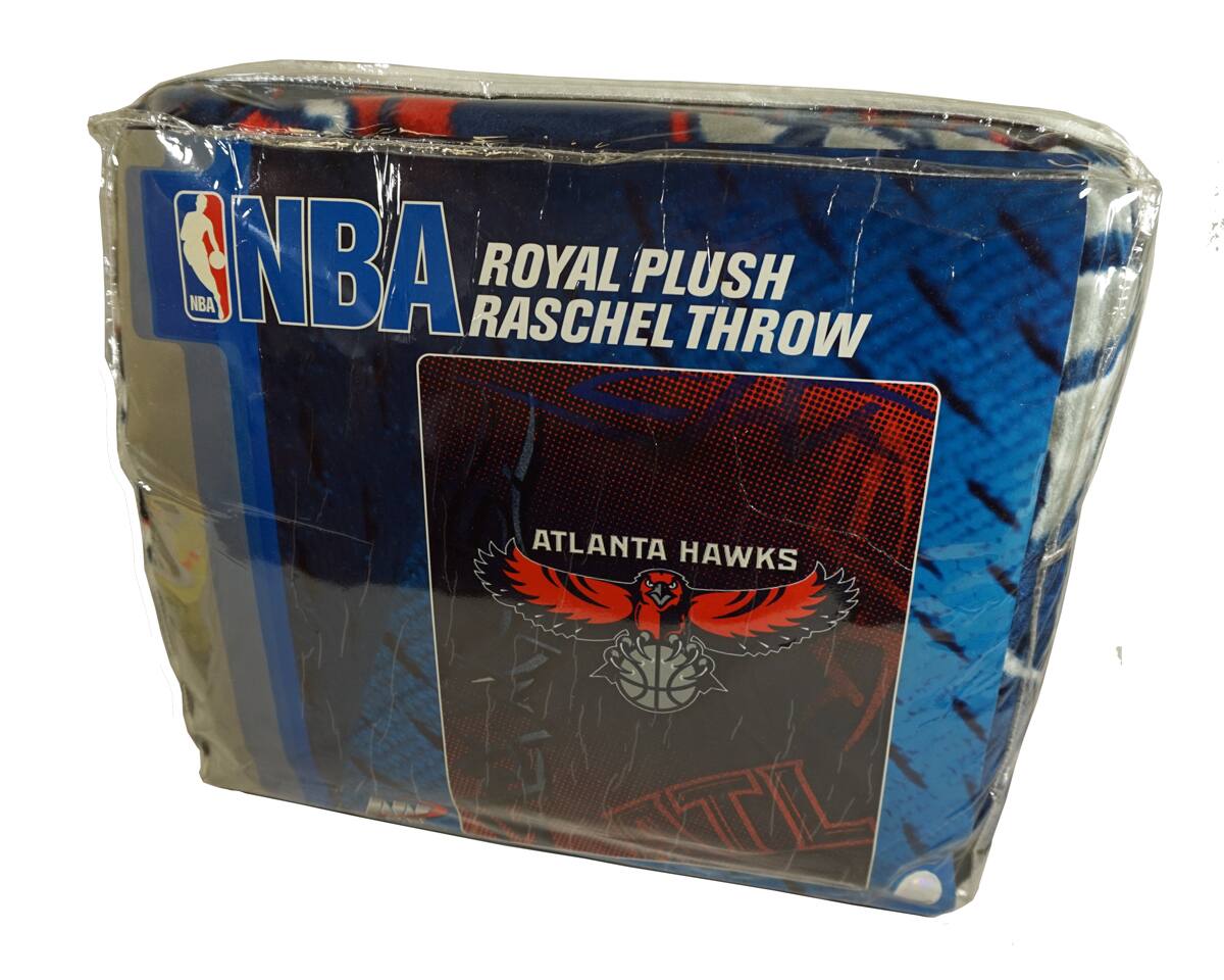 NBA  
ROYAL PLUSH RASCHEL THROW  
ATLANTA HAWKS